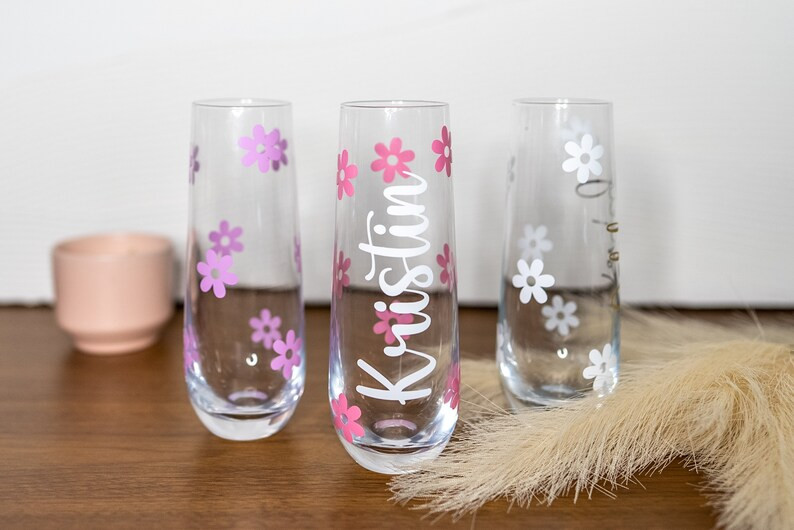 Floral Bridesmaid Champagne Flutes, Custom Champagne Glasses, Bride Champagne Flute, Bridesmaid P... | Etsy (US)