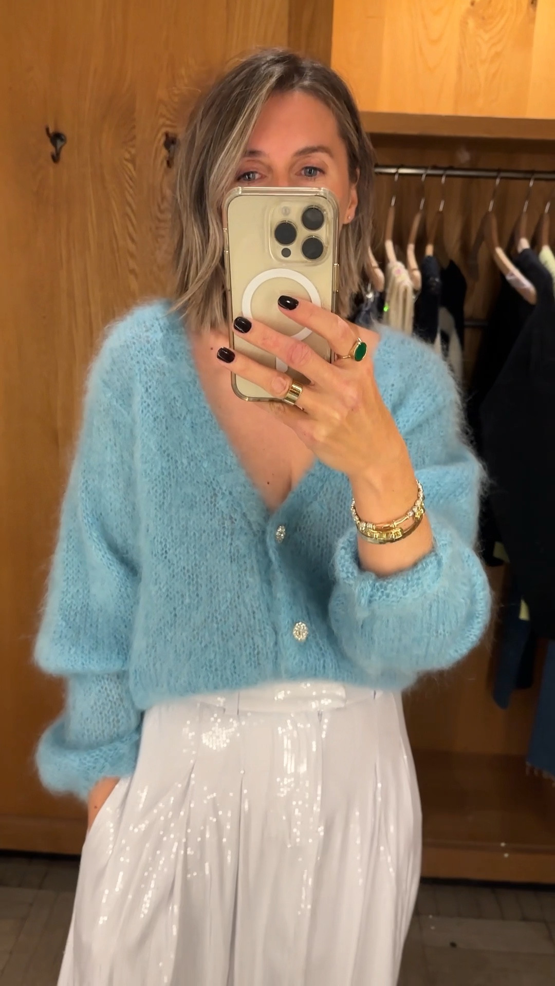 this sequin skirt JUST arrived at @anthropologie and I took it home with me. 🙌 annnnnd, the baby blue cardigan is on my christmas wishlist. pls come through for me santa! 🤶 

just adore this look. 🩵

#holidayoutfit #stylevlog #relatable #effortlessstyle #affordablefashion #instastyle #anthrostyle #newatanthro Style Over 40 | Outfits for Moms | Holiday Style | Outfit Inspo | What I’m Wearing | Effortless Style | Easy Style Inspo

follow @houseofmagpye for effortless style over 40


#LTKSeasonal #LTKHoliday #LTKover40