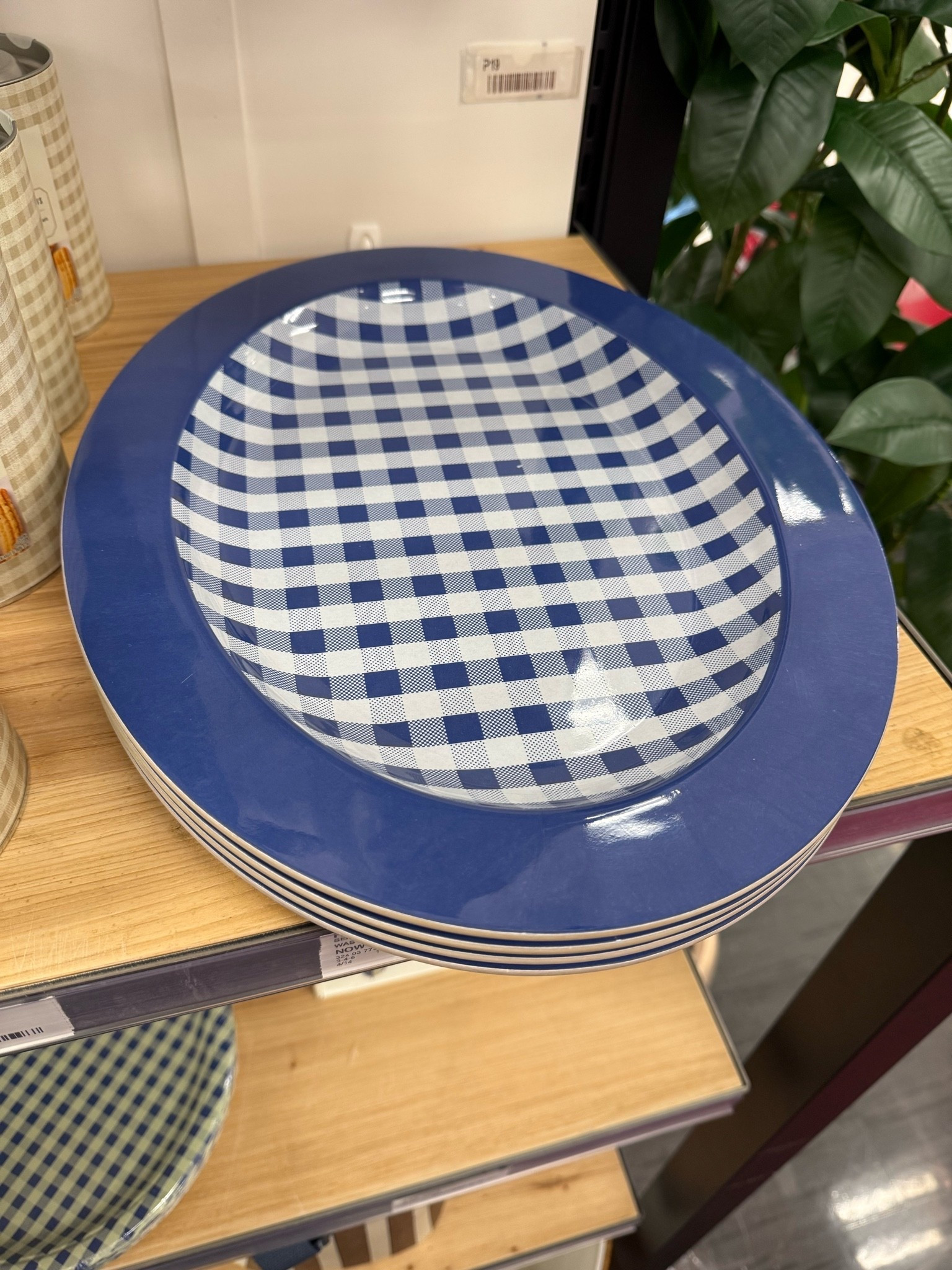 This serving plate is perfect for hosting Memorial Day or the 4th of July 🌟❤️🫐

#LTKSeasonal #LTKHome #LTKdayinmylife
