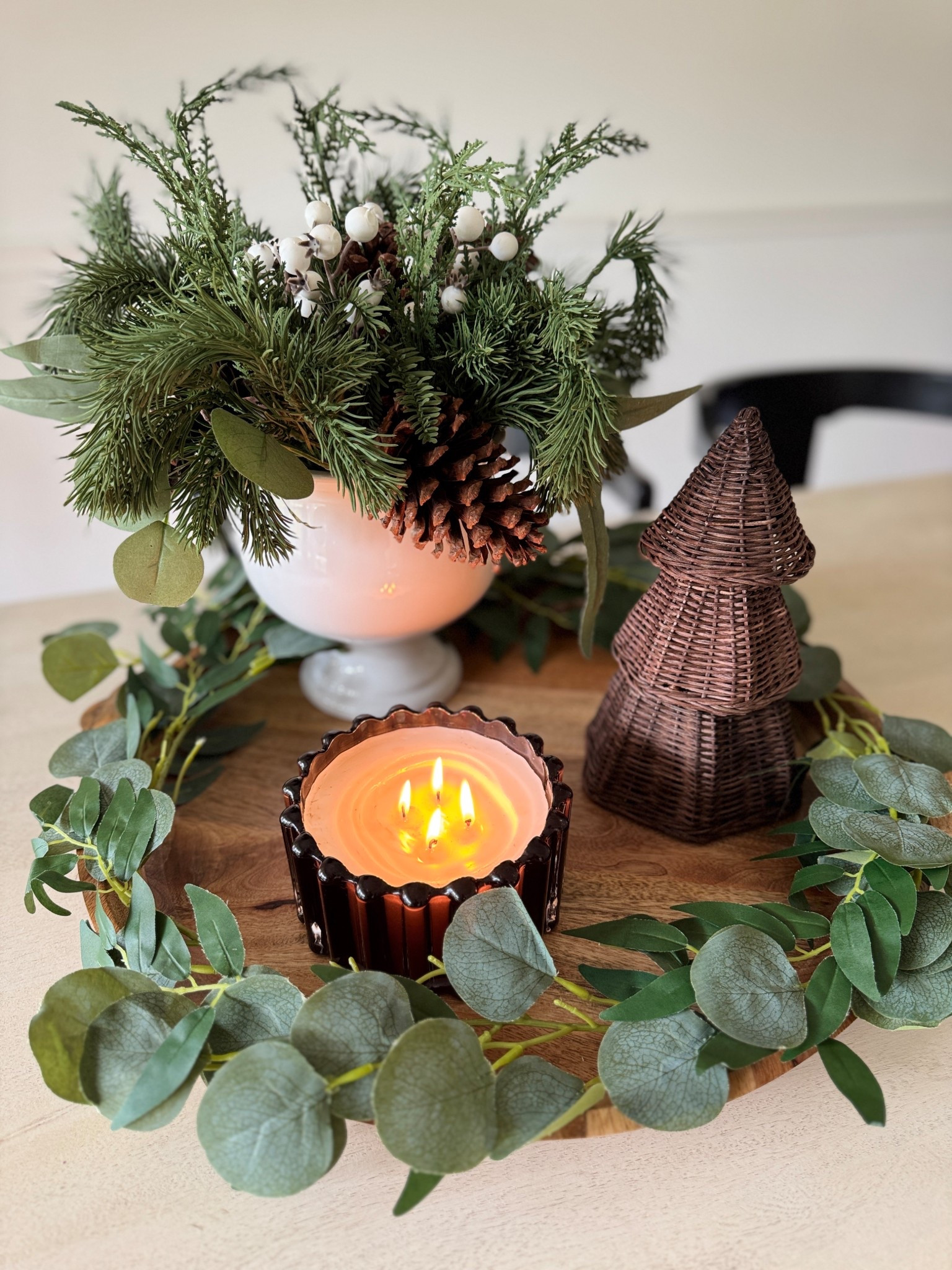 Cozy winter vibes in one tray. 🕯️🌿


#winterdecor #cozyhome #winterstyling #neutraldecor #amazonhomefinds #winteraesthetic #homedecorideas #traydecor #amazonfavorites #coffeetabledecor #simpledecor #holidayhome #wintervibes #decorinspo #homestyling #interiorinspo #amazonfinds #winterhome