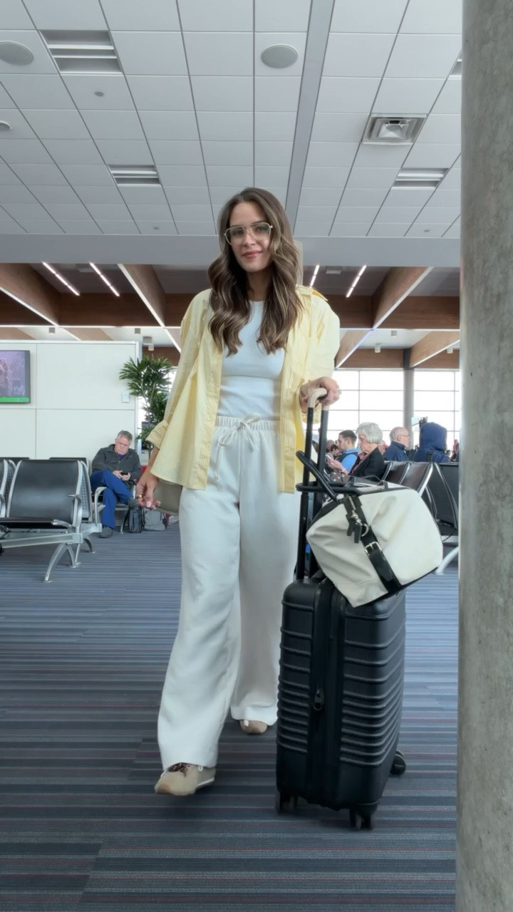 TRAVEL OUTFIT INSPO ✨✈️
My fav pants are on sale now & this bra free tank I own in multiple colors

#LTKootd #LTKTravel #LTKdayinmylife