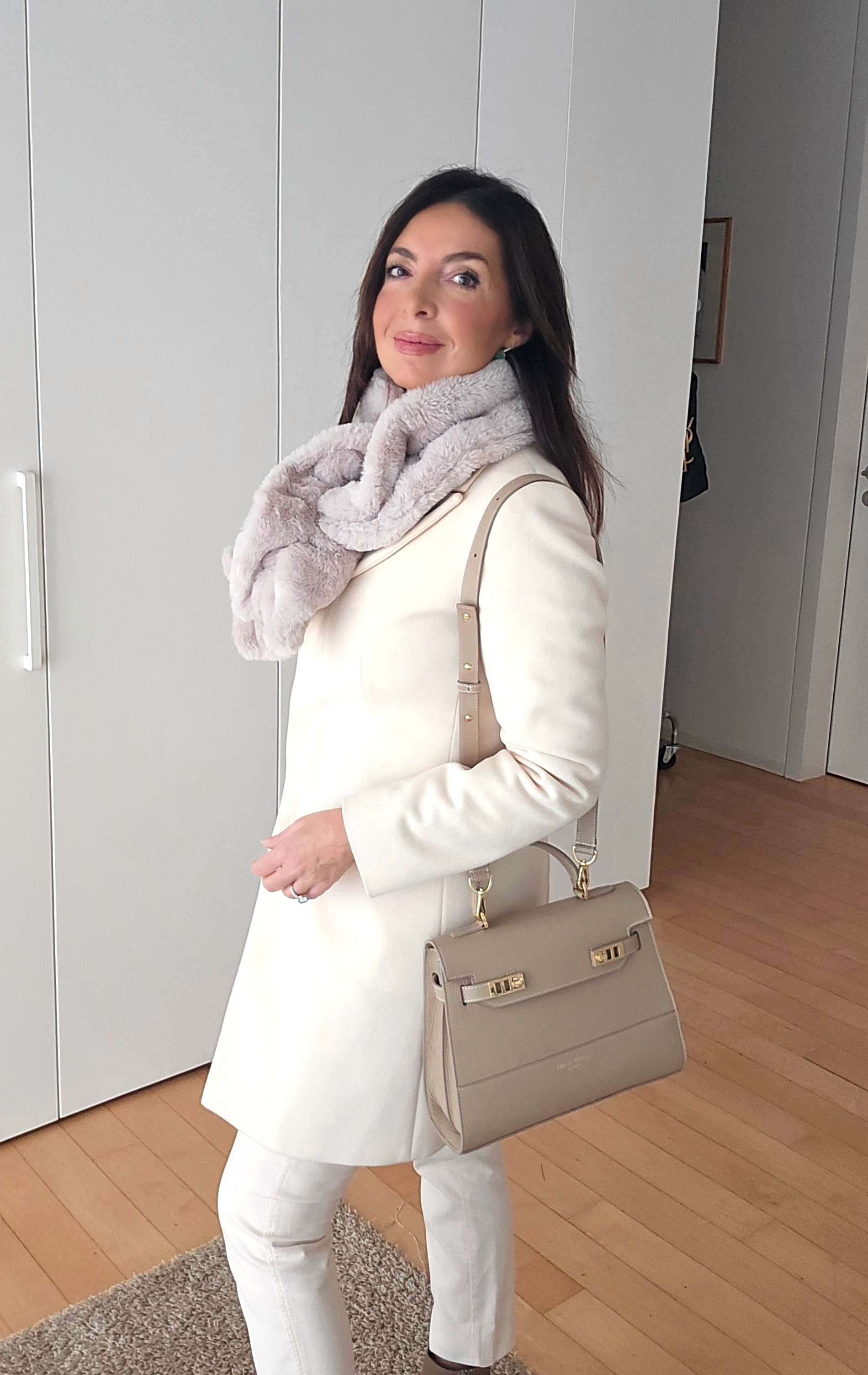 mix of beige, cream, and tan tones – perfect for a cozy yet stylish look! Embrace the trending neutral layering vibe this season and elevate your wardrobe with timeless pieces that scream elegance. Add a touch of warmth with oversized knitwear and pair it with structured accessories for a balanced aesthetic. #WinterFashion2025 #NeutralStyle #ChicAndCozy  

 #LTKitalia #LTKeurope #LTKwinter
