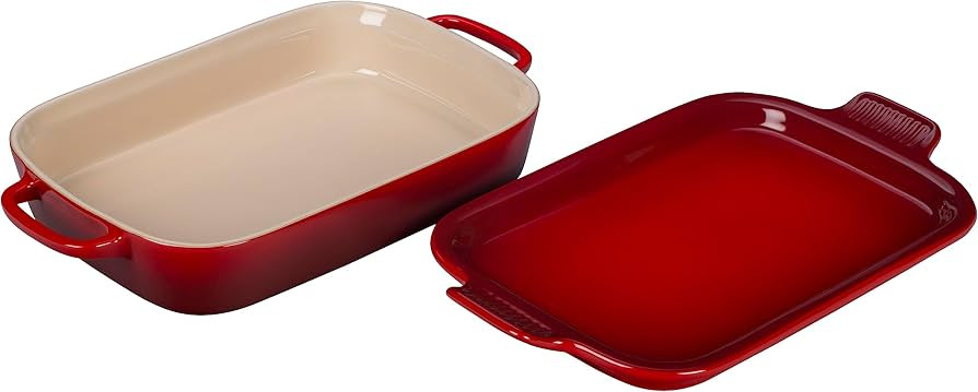 Le Creuset Stoneware Rectangular Dish with Platter Lid, 14 3/4" X 9", Cerise | Amazon (US)