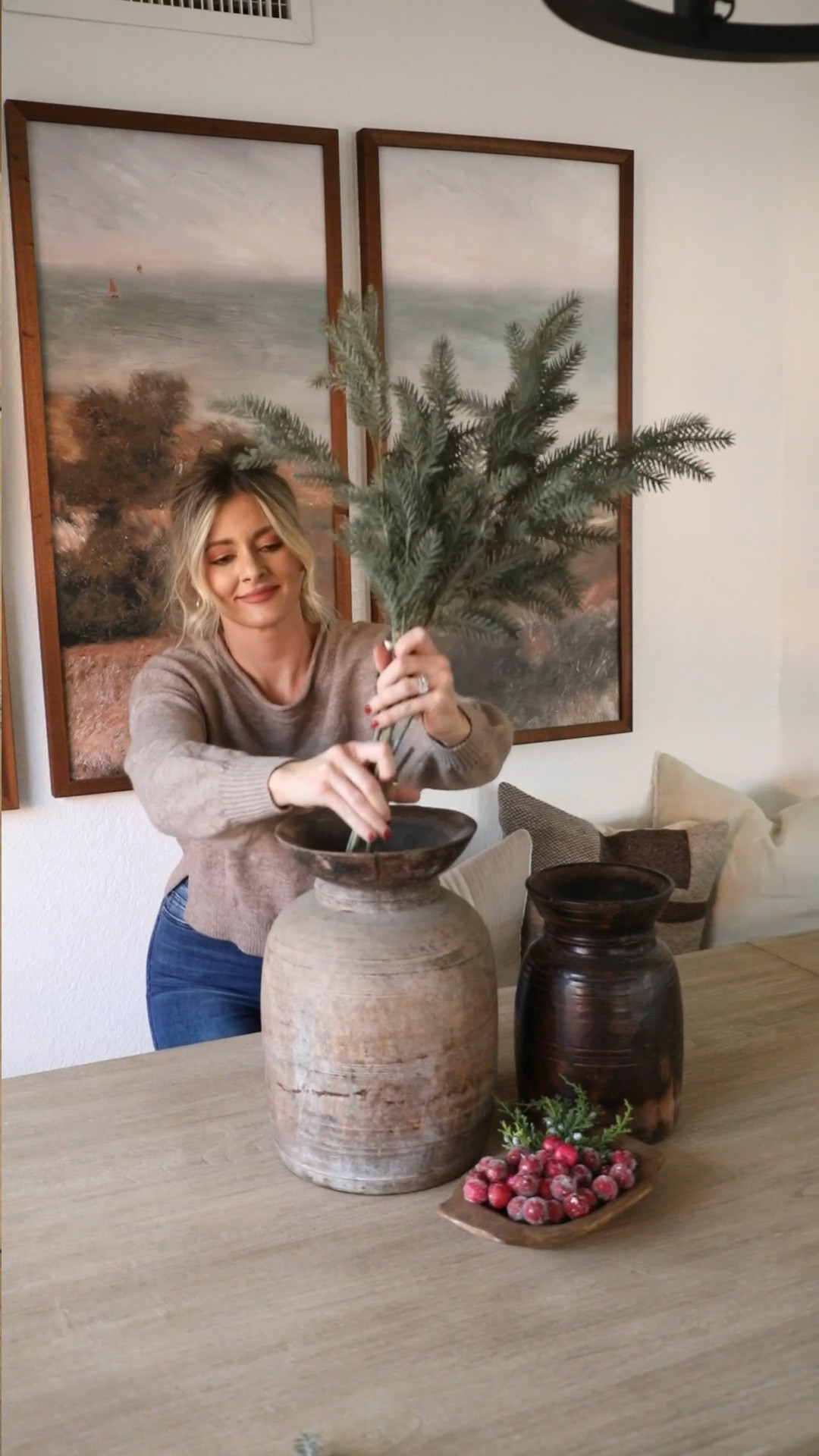 Here are some of my favorite budget-friendly decor pieces that will give your space a high-end feel this holiday season! #ltkhome #homedecor #christmasdecor #holidaydecor #holidaydecorideas #christmasdecoratingideas #newholidaydecor

#LTKSeasonal #LTKVideo #LTKhome