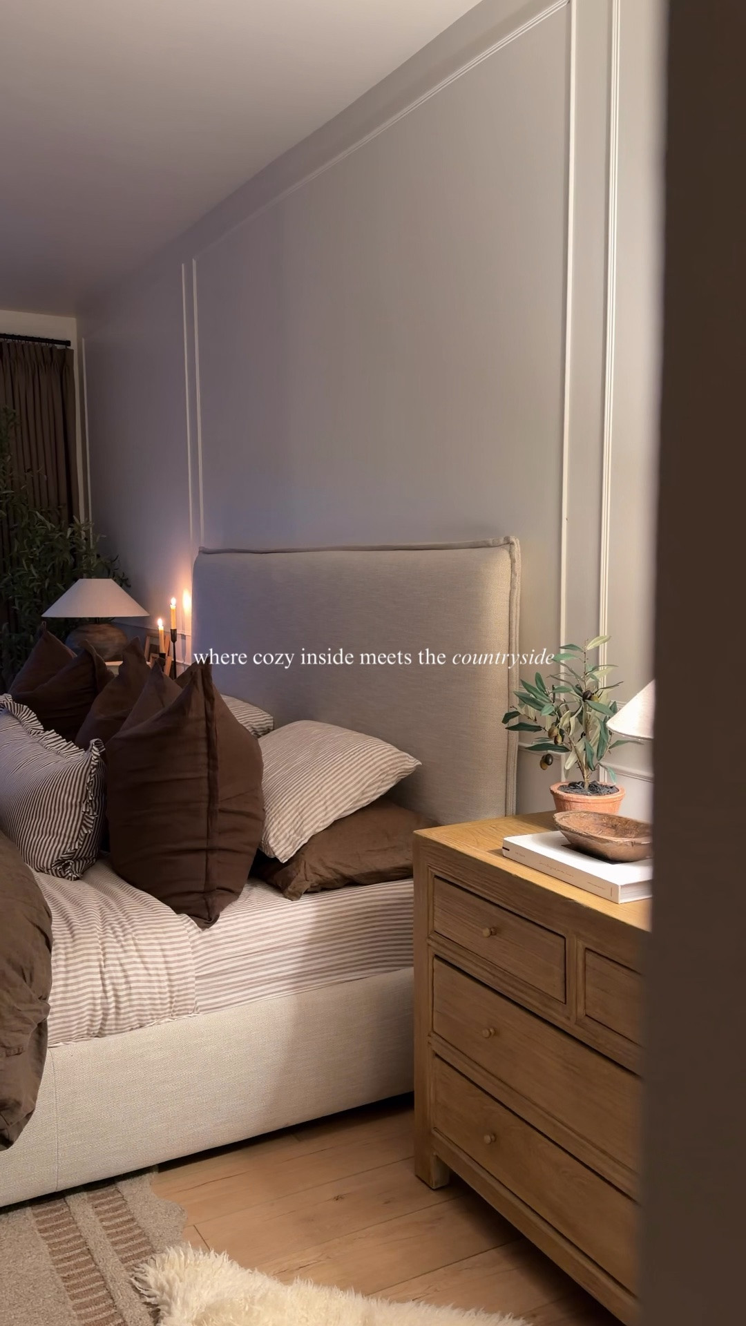Autumn evenings in the countryside 🤎 doors open, cozy blankets, candlelight and that cool air rolling in… this is exactly where I want to be.

#LTKsale #LTKfall #LTKhome