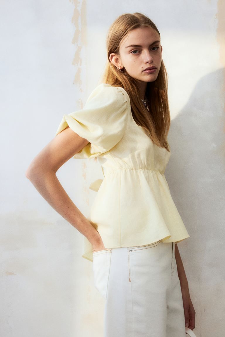 Tie-detail puff-sleeved blouse - Light yellow - Ladies | H&M GB | H&M (UK, MY, IN, SG, PH, TW, HK)