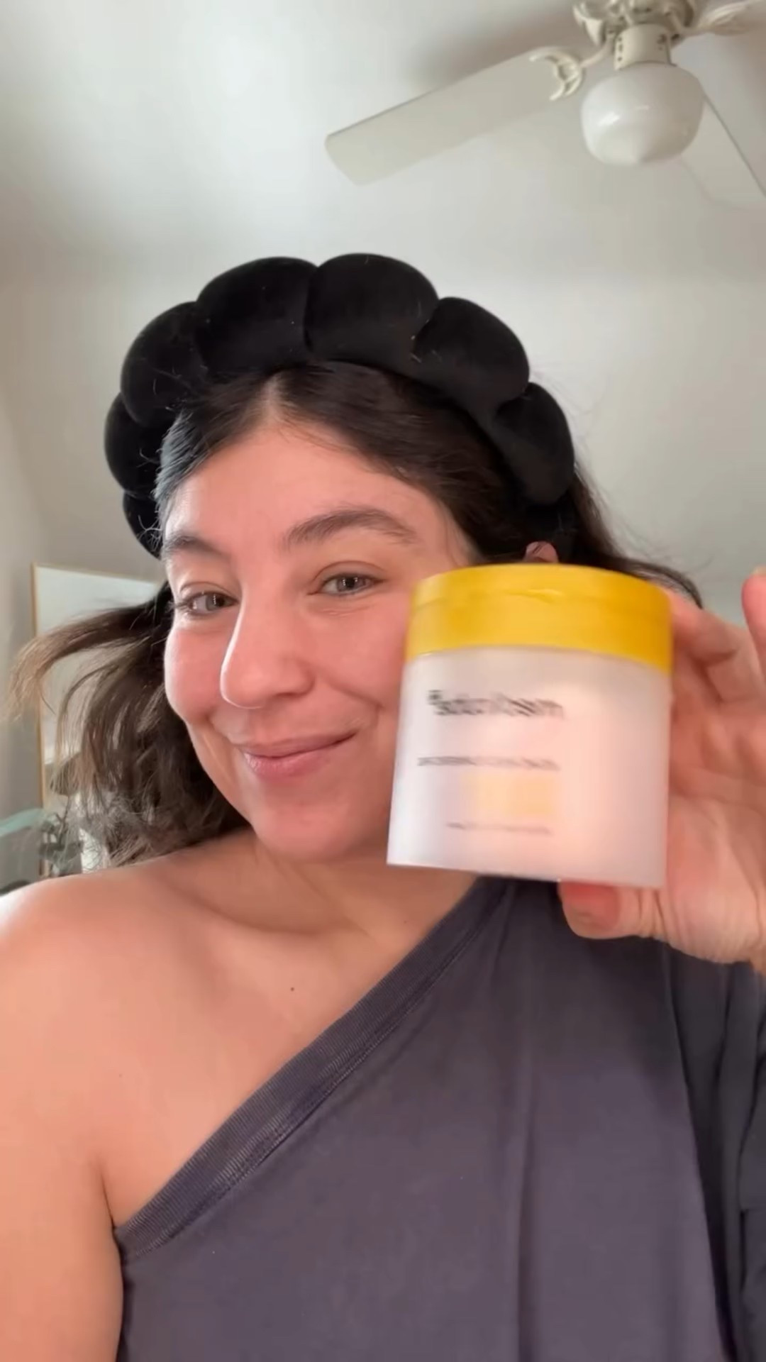 Let’s get ready ladies 💕🎀 #grwm #koreanskincare #makeup