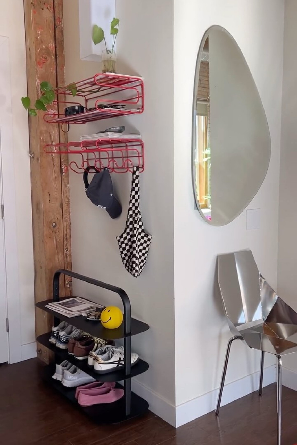 Finally got my hands on the @getopenspaces entry way rack and I’m obsessed 🤩 @patternbrands