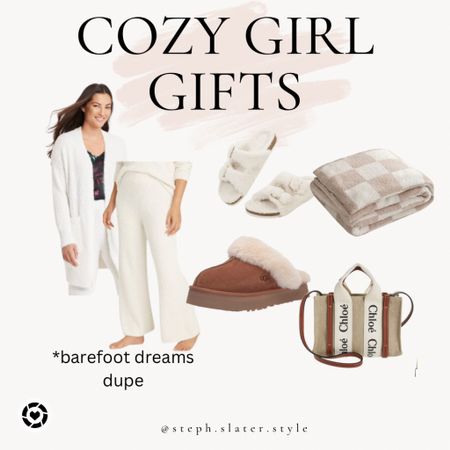 Cozy girl
Gift guide.
Slippers. Uggs. Barefoot dreams dupe outfit. Cozy blanket. Chloe bag

#LTKHoliday #LTKstyletip #LTKSeasonal