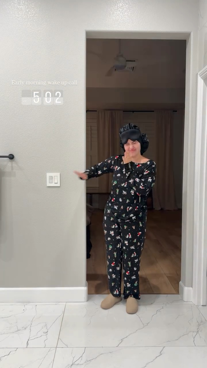 Early morning wake up call

#LTKdayinmylife #LTKgrwm #LTKootd