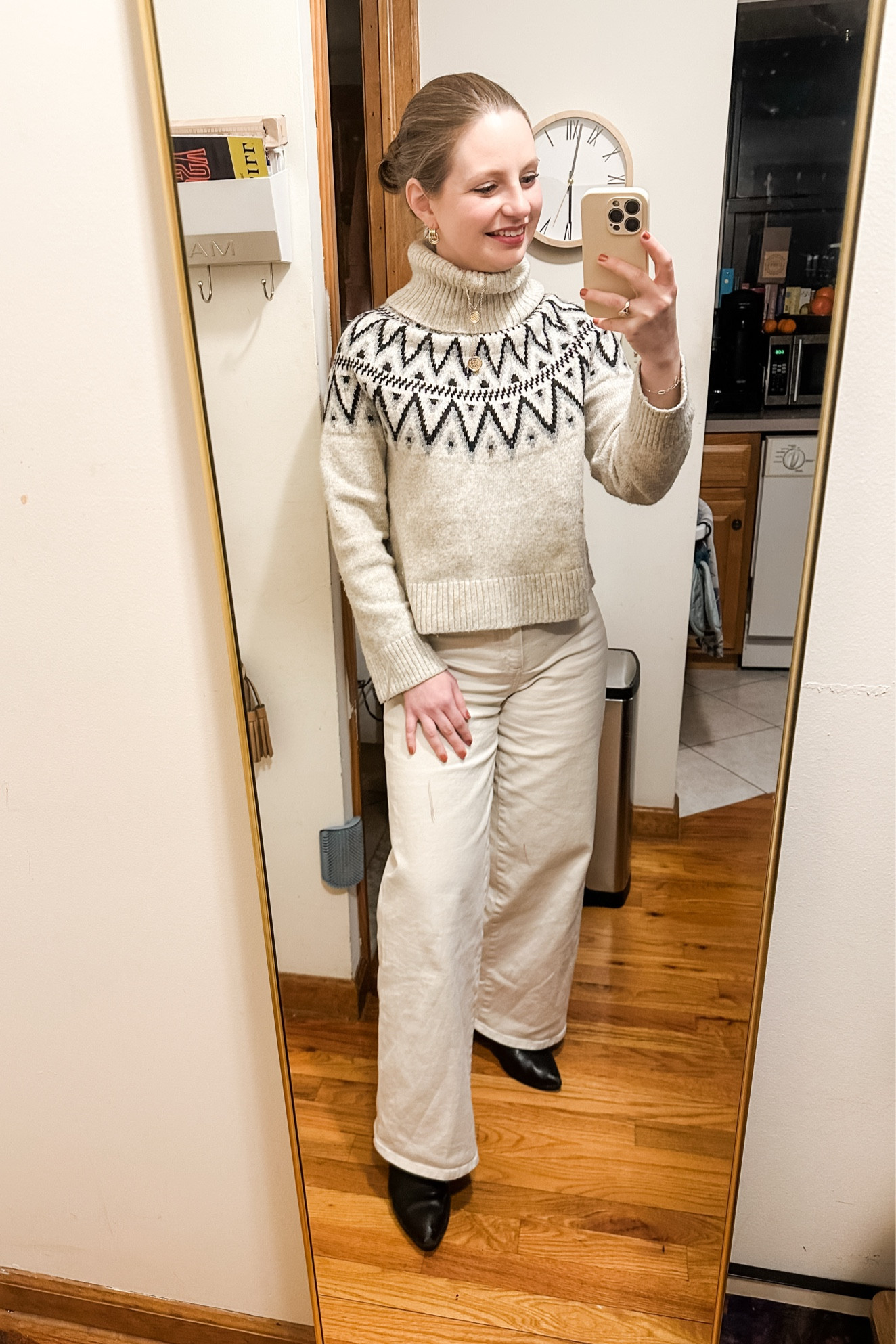 Winter outfit
Fair isle sweater 

#LTKFindsUnder50 #LTKSeasonal #LTKStyleTip