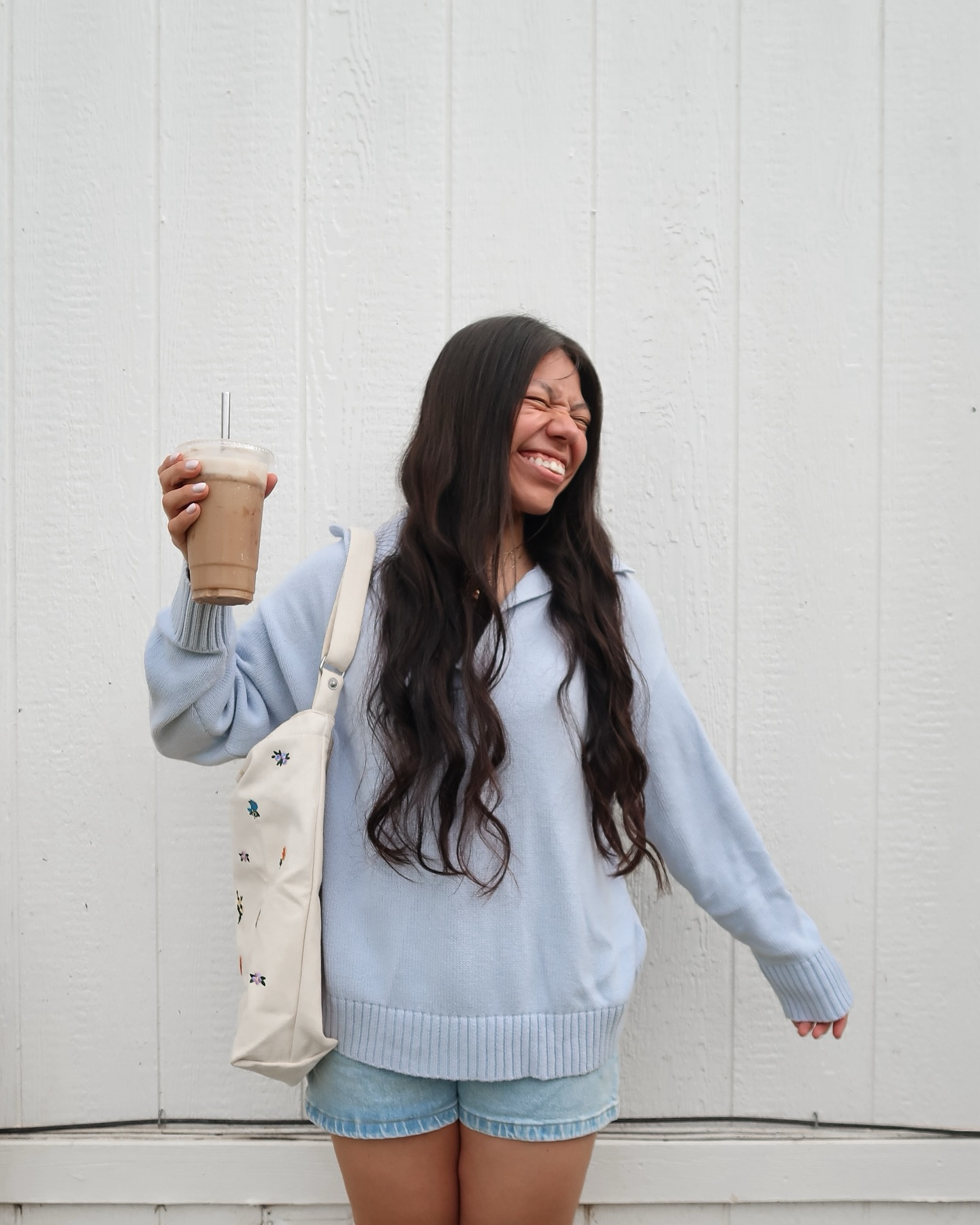 never not playing dress up 🫐🤍

- latest food fixation -> oatmeal 
- took a break from ollie the kindle, but we are back 🫶🏼
- this tote has my heart
- venturing out of my normal black coffee ☕️

knitted sweater from @target 
embroidered tote from @baggu 
necklace stack from @targetstyle 
curve love mom jeans from @abercrombie 

🏷️
#booktok #bookstagram #bookish #targetstyle #targetfinds #kindlegirlie #ootd #casualoutfitideas #coffeeprops #summerstyle