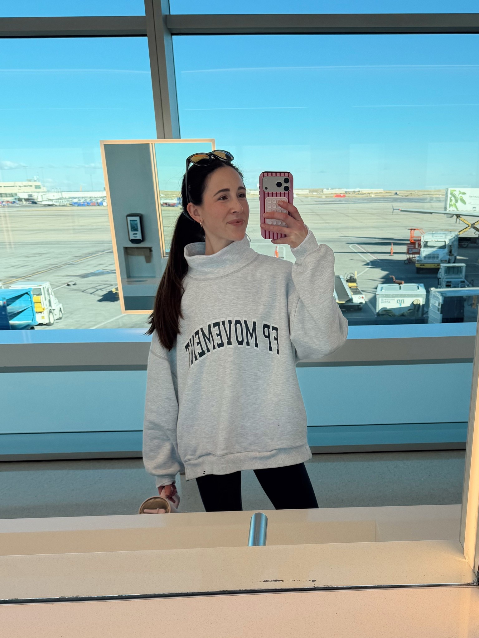 travel fit💙

#LTKmomlife #LTKootd #LTKTravel