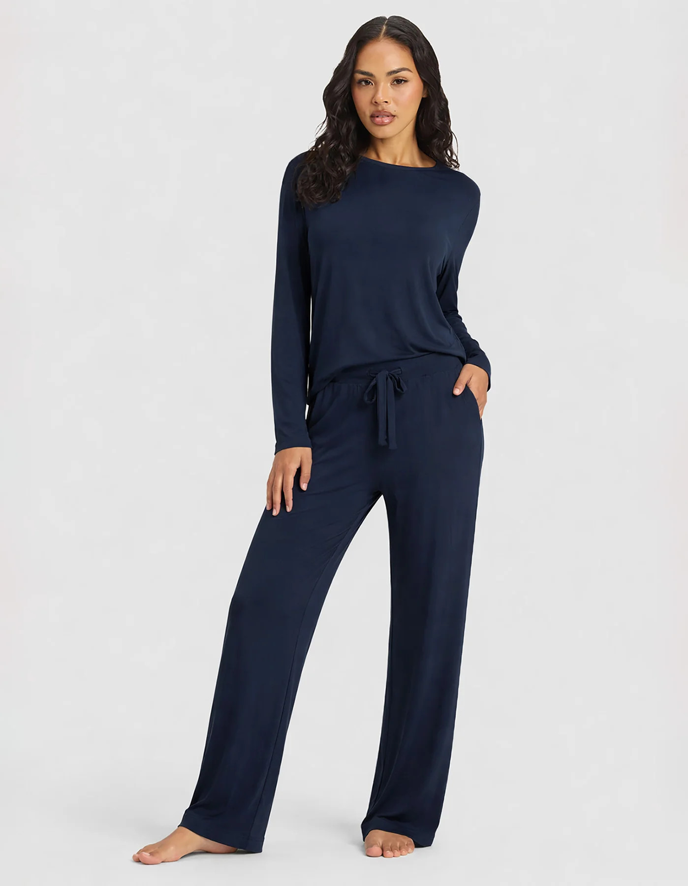 Women's Bamboo Viscose Stretch-Knit Long Sleeve Lounge T-Shirt & Pants Set in Navy (Size: XL) - Cozy Earth | Cozy Earth