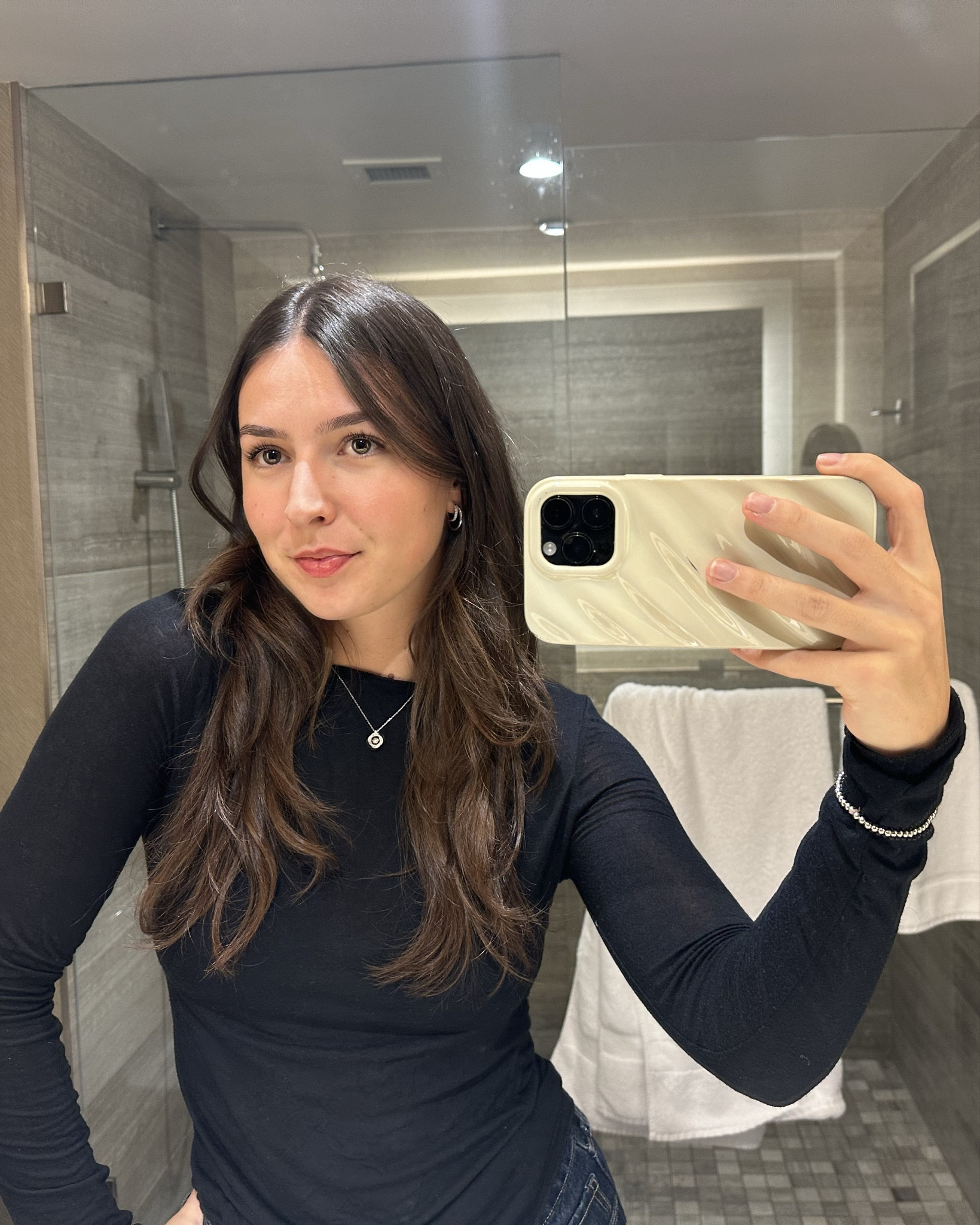 Everyone knows the iconic intimissimi top, a& I absolutely LOVE, wearing a size M 

#LTKdatenight #LTKstyletip