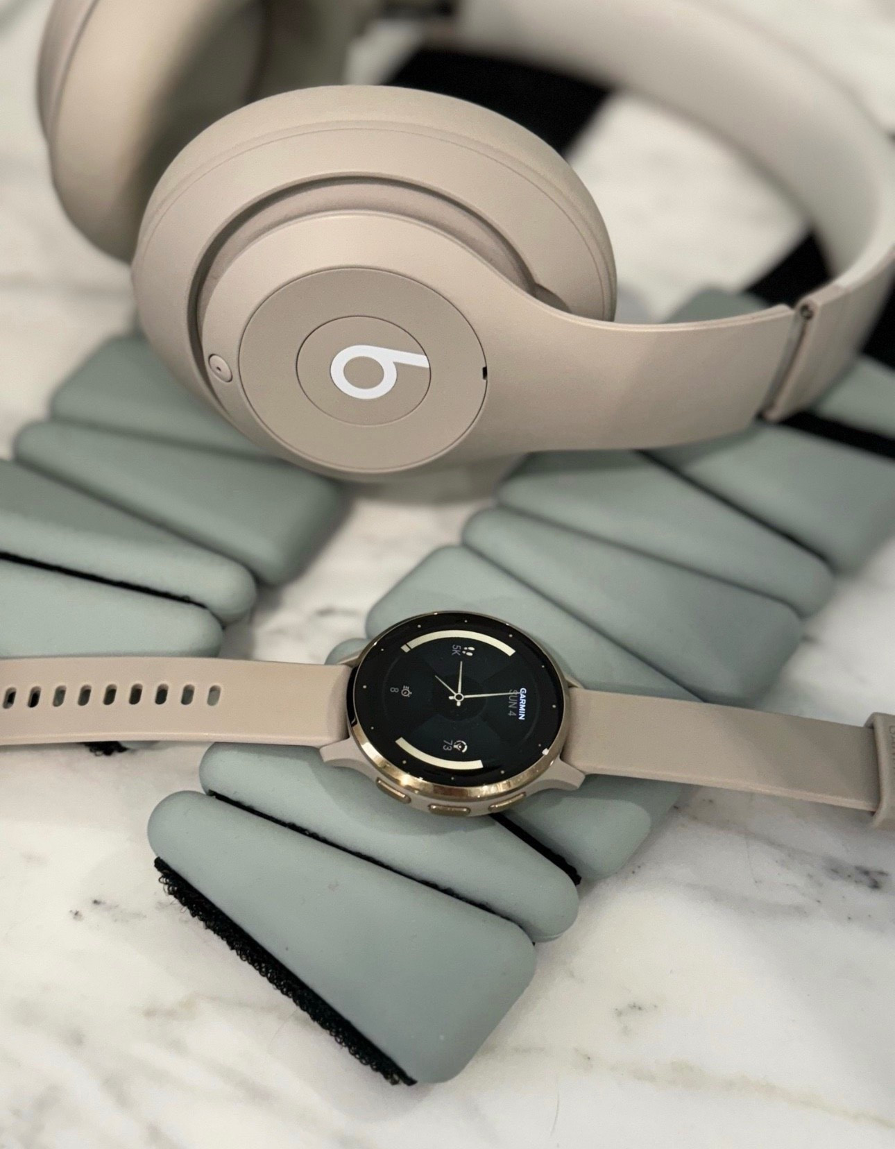 Gym at home necessities 

Amazon 
Neutral 
Watch 
Workout 
Fitness 



#LTKOver40 #LTKfitnessgoals #LTKActive