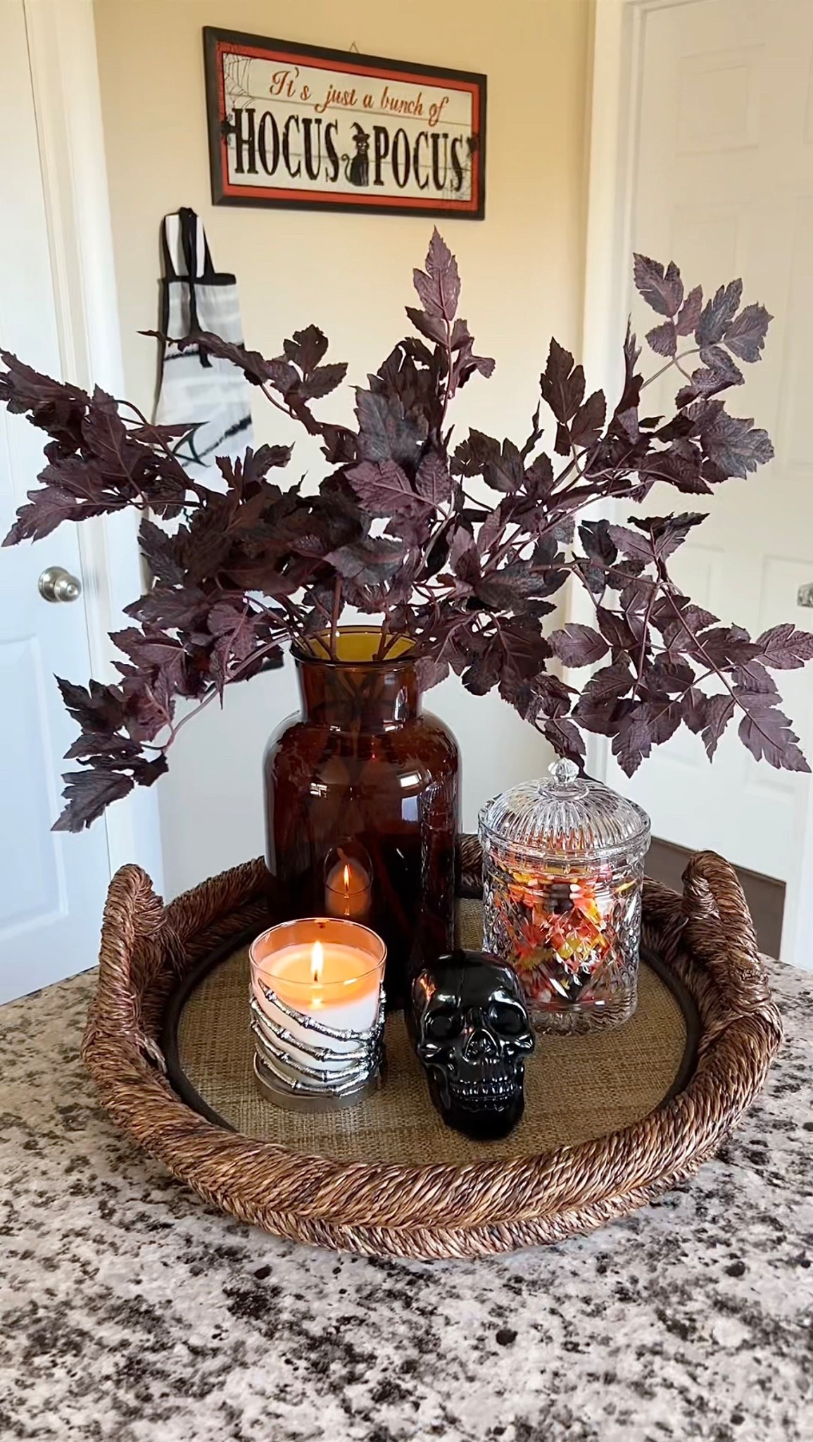 Halloween kitchen island centerpiece 🦇

#LTKHome #LTKSeasonal