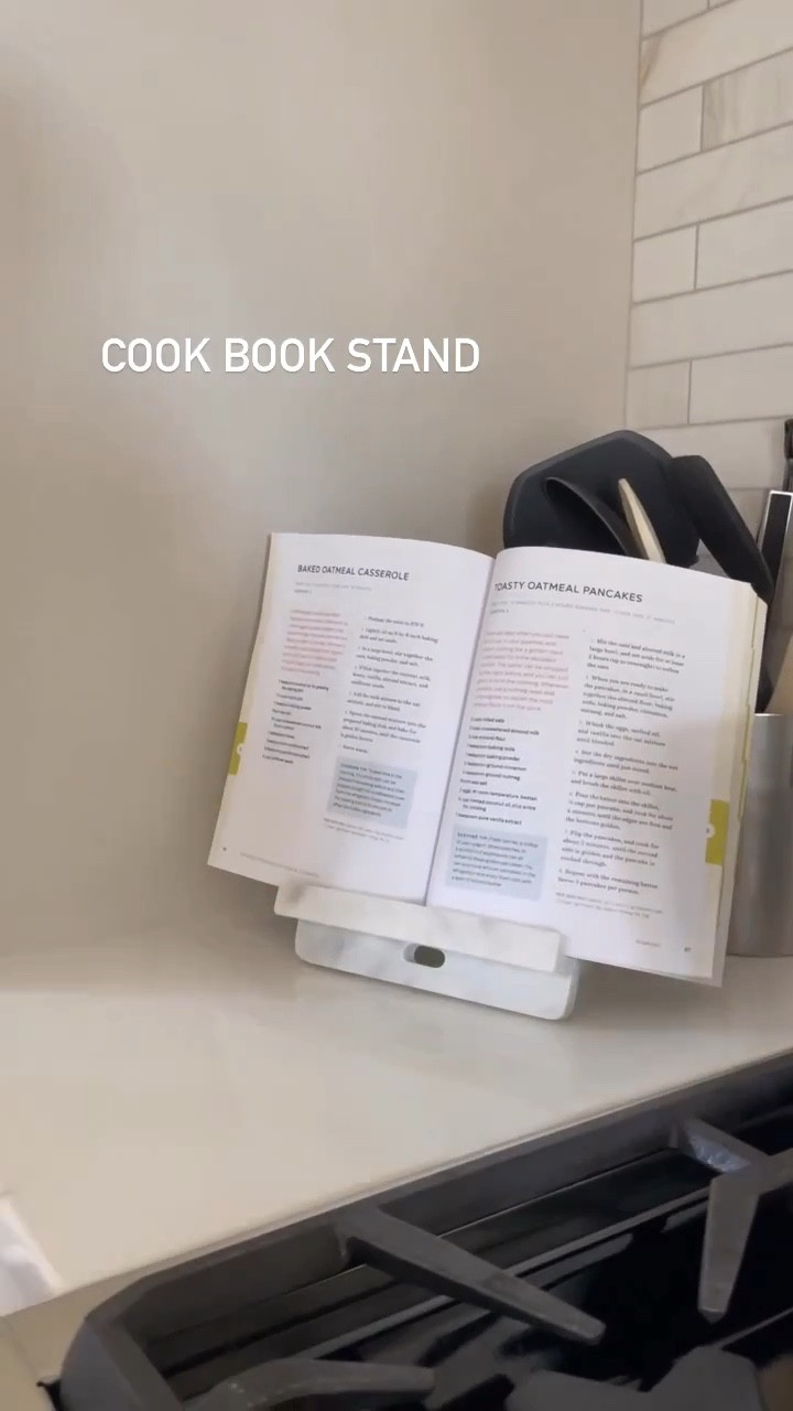 What’s your favorite housewarming gift you’ve ever recieved? 👇🏼 Our team has put together a master list of gift ideas for the new homeowner that your gift recipient will treasure. Head to our blog to dive into our picks! ✨ #almahomes 

#LTKunder100 #LTKhome #LTKunder50