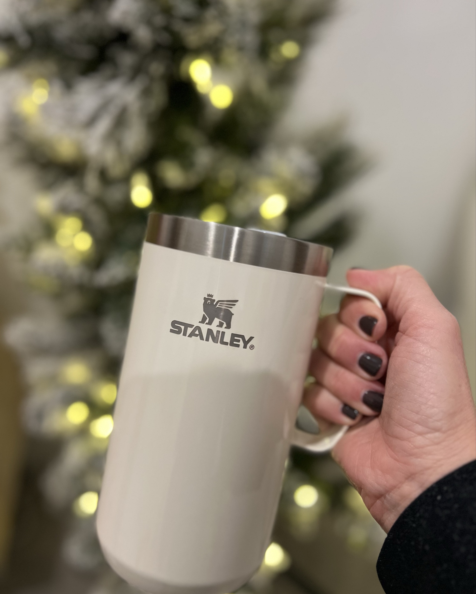 If you’ve been eyeing Stanley cups, now’s the time to grab them! There’s a 25% off sale on select items happening, and trust me, these are my favorite drinking cups! Whether it’s my morning coffee or a refreshing iced drink, Stanley keeps it cold (or hot!) for hours. Don’t miss out—your new favorite cup is just a click away! 


#StanleySale #FavoriteCups #DrinkInStyle

#LTKFitness #LTKSaleAlert #LTKActive