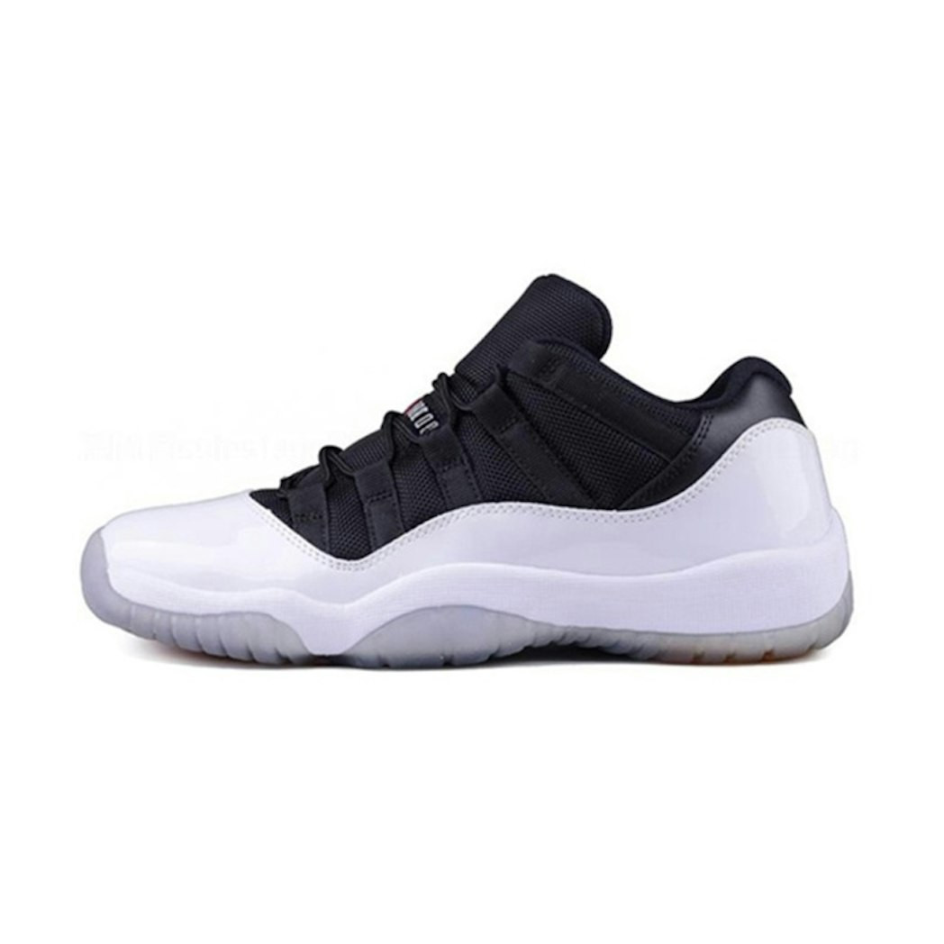 (GS) Jordan 11 Retro Low 'Tuxedo' US 4.5Y | Novelship