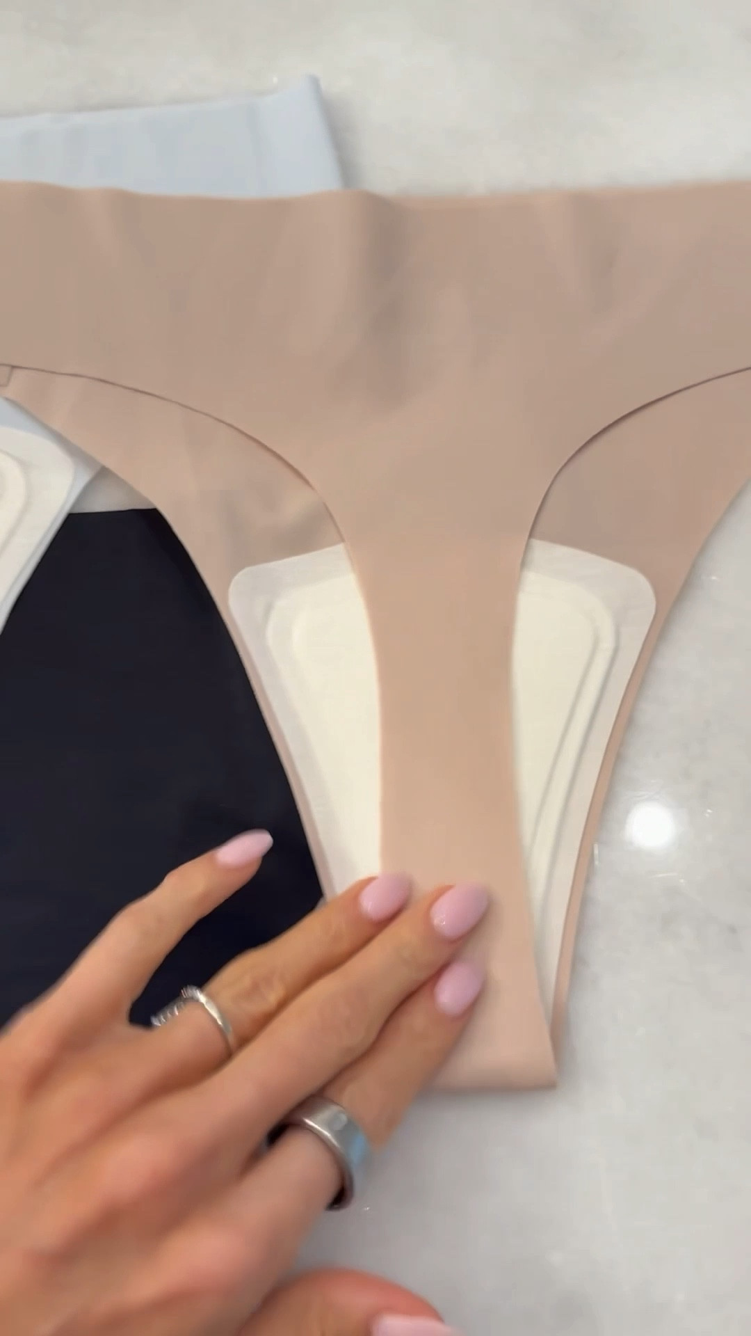 The best seamless underwear that doesn’t show in leggings 

#LTKFindsUnder100 #LTKFindsUnder50