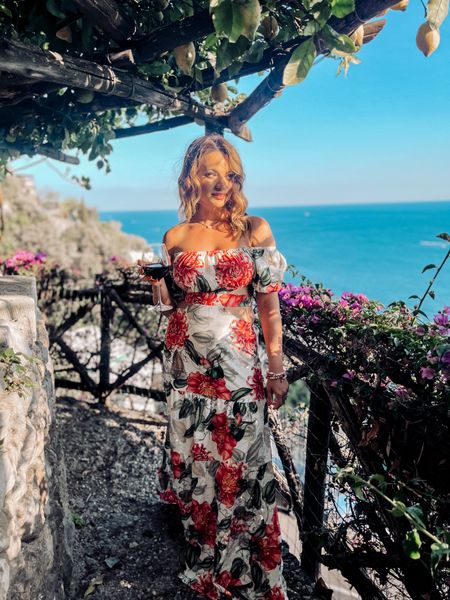 
Italy  vacation outfits 
Europe vacation outfits 
Summer vacation  outfits 
Beach vacation outfits
Wedding guest dress
Maxi dress
Floral dress
Cutout dress 
Beach wedding 



#LTKFindsUnder50 #LTKWedding #LTKStyleTip