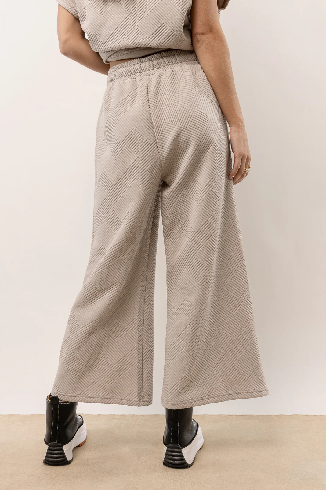 Sonia Pants in Taupe | Böhme US