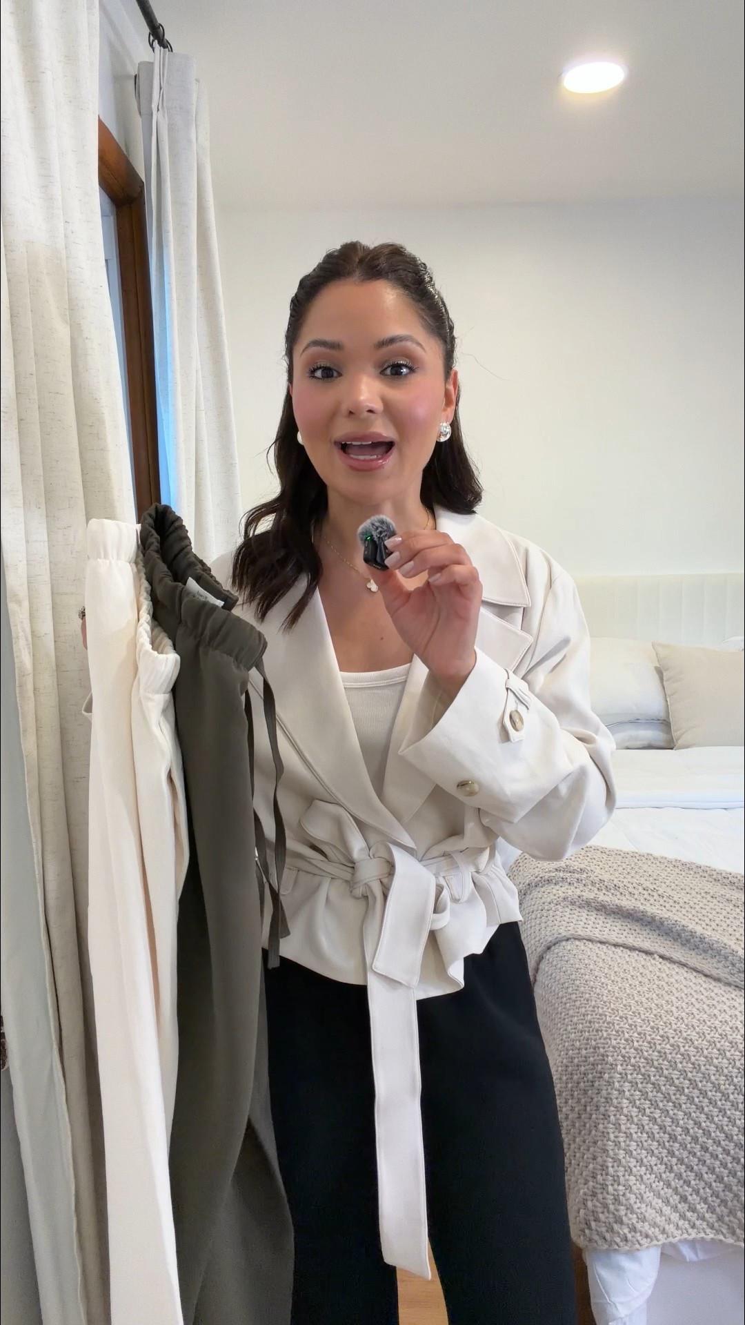 My new favorite everyday pants! 😍wearing size small 