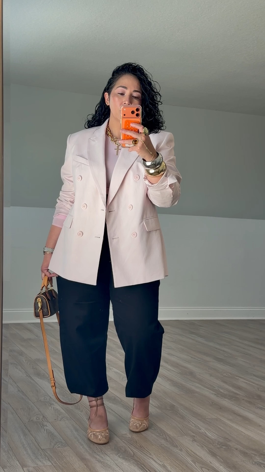 Spring outfit inspo🌸🍭
Chicas blazer estoy usando size Small 
Sandalias corren TTs


#LTKgrwm #LTKootd #LTKU