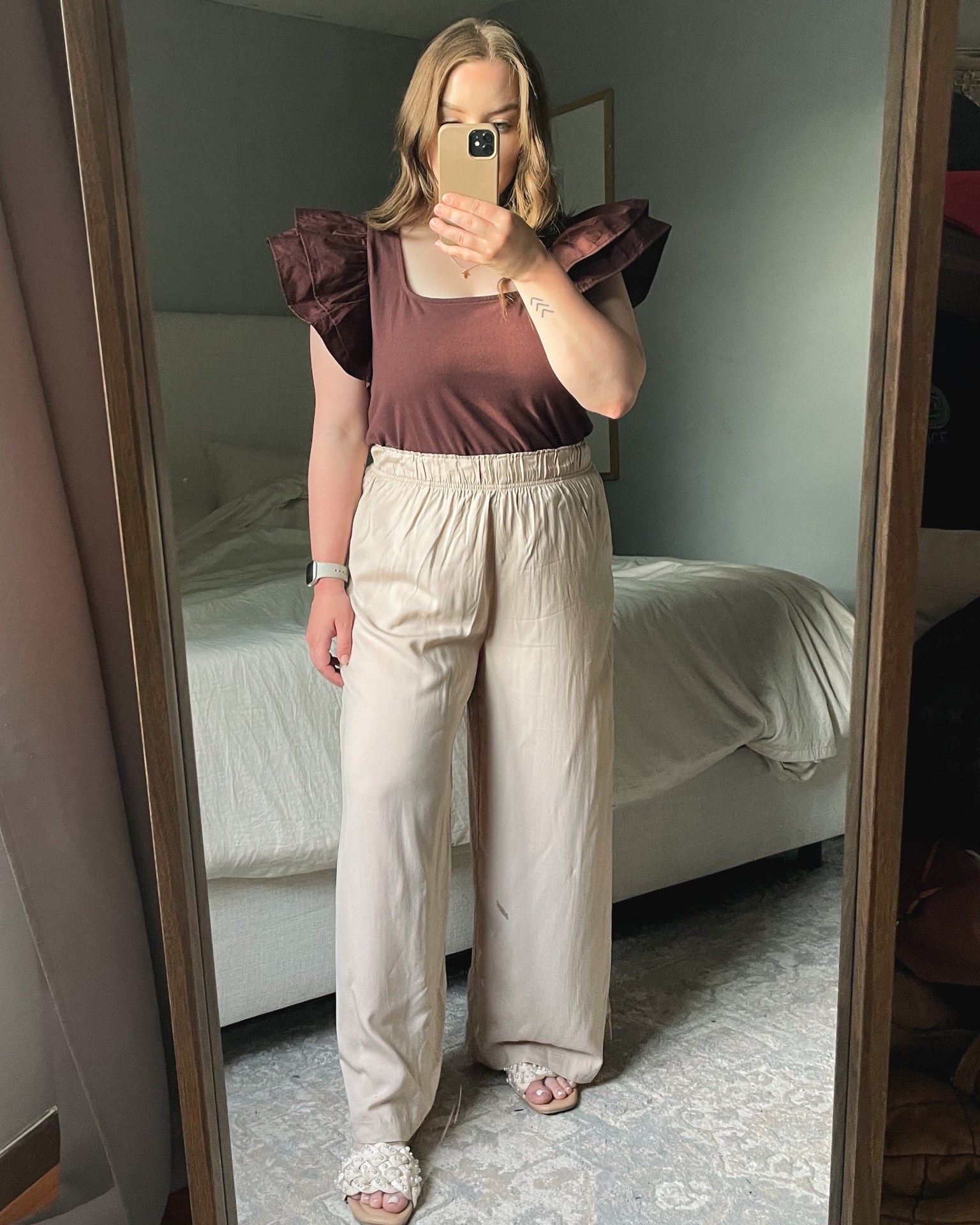 Super cozy pants!! 

Wearing size medium! 



#LTKstyletip #LTKcurves #LTKunder50