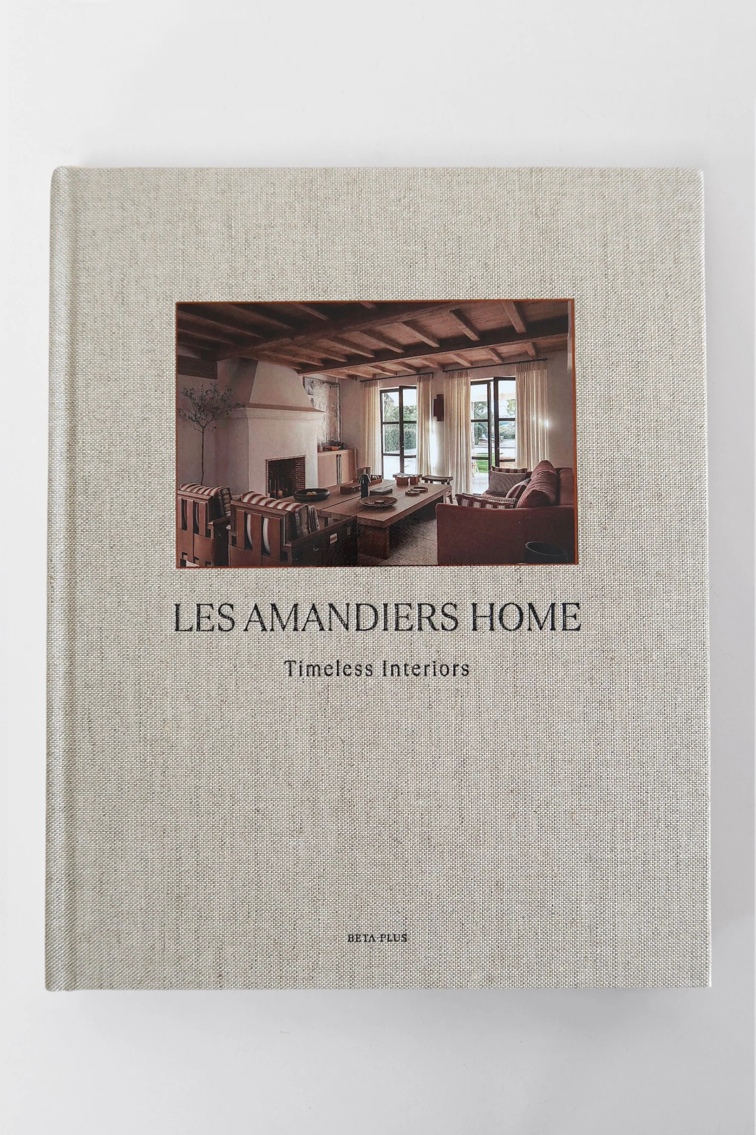 Les Amandiers Home: Timeless Interiors | THELIFESTYLEDCO