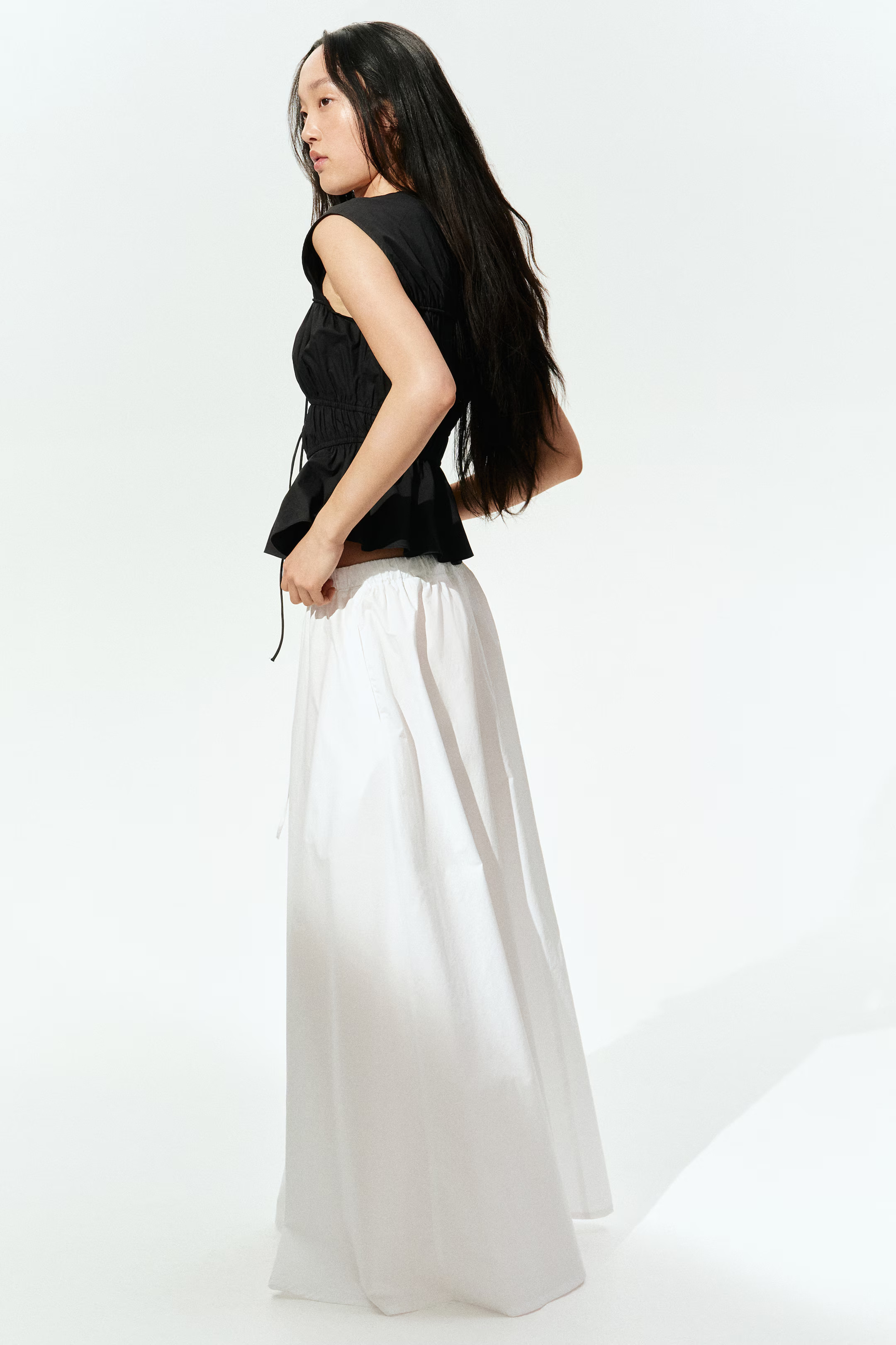 Circular maxi skirt | H&M (UK, MY, IN, SG, PH, TW, HK)