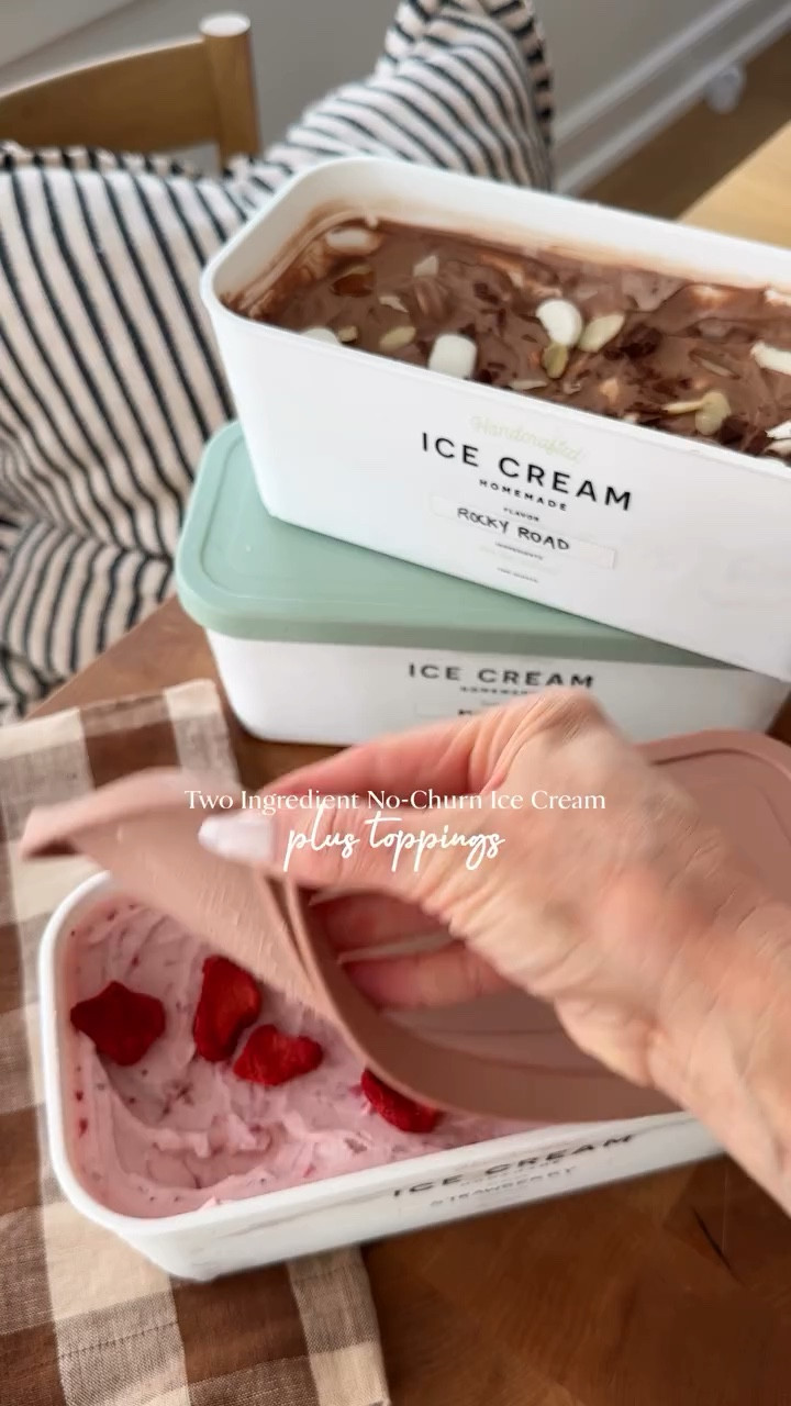 No-Churn Homemade Ice Cream 🍨 Quick and easy! You can literally make almost any flavor in under 30 minutes. I have listed all the variations on my website. Comment ICE CREAM for a link to the recipe and containers! 

#dessert #icecreamlover