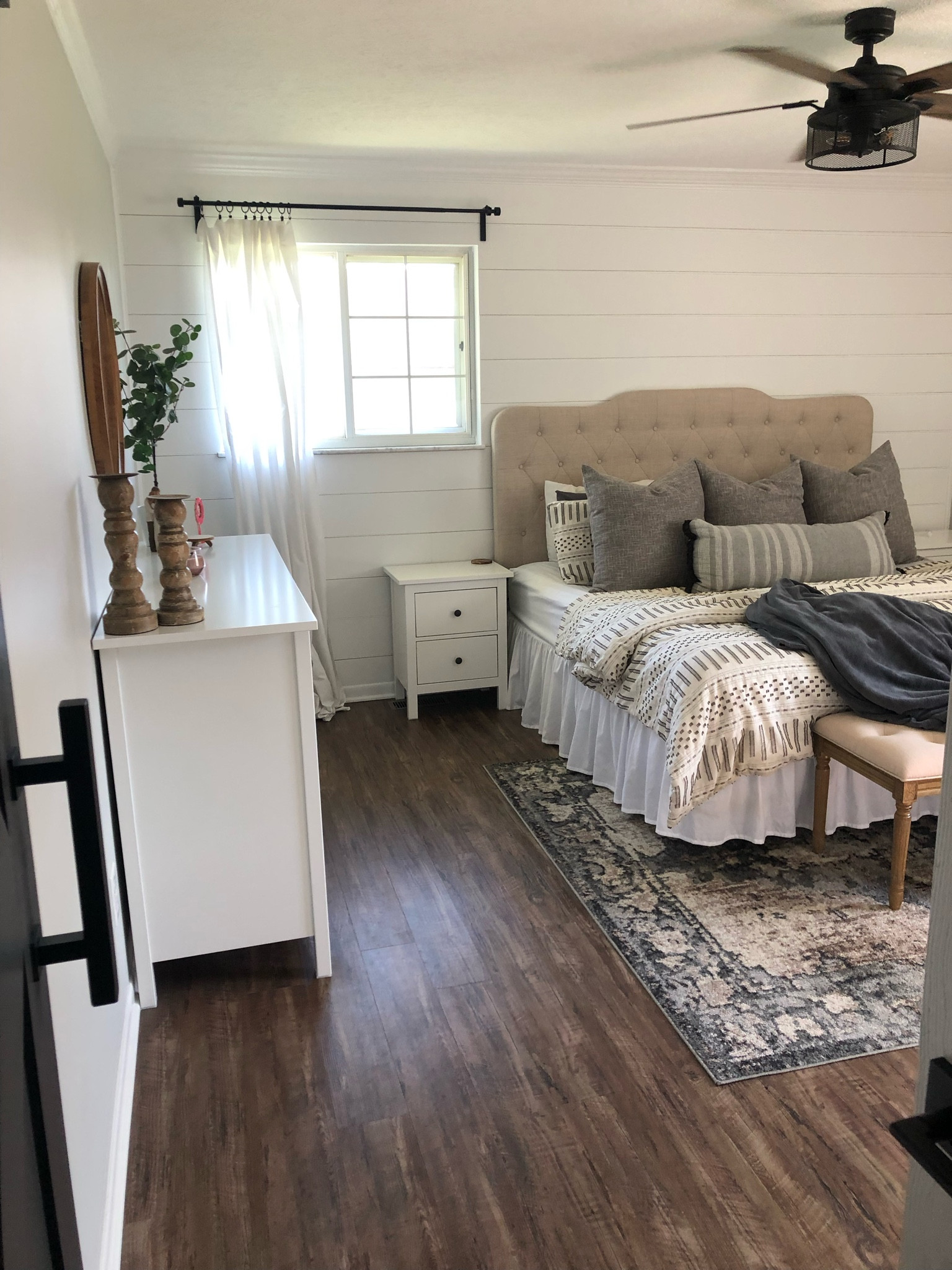 This room is unrecognizable after the remodel!

#LTKhome #LTKstyletip #LTKSeasonal