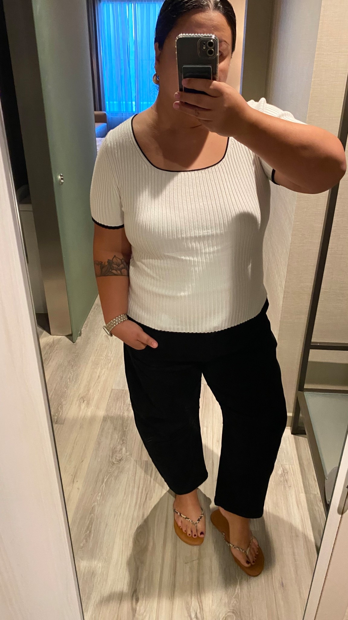 Casual outfit of the day.
I was pleasantly surprised by both of these pieces! For reference, I’m a size 18.
I’m wearing an XL in the top. It’s ribbed and super stretchy. I love the contrasting trim. I’ll definitely be wearing this to the office with some wide leg trousers. Comes in several colors.
These barrel jeans are also really stretchy and comfy! I’m wearing the black in a XXL. Also comes in a few blue denim washes and white. Definitely purchasing some other colors!


#LTKOver40 #LTKmomlife #LTKFindsUnder50