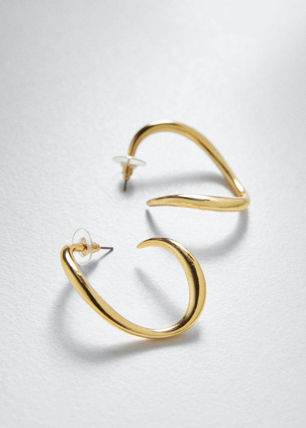 Twisted hoop earrings -  Women | Mango USA | MANGO (US)