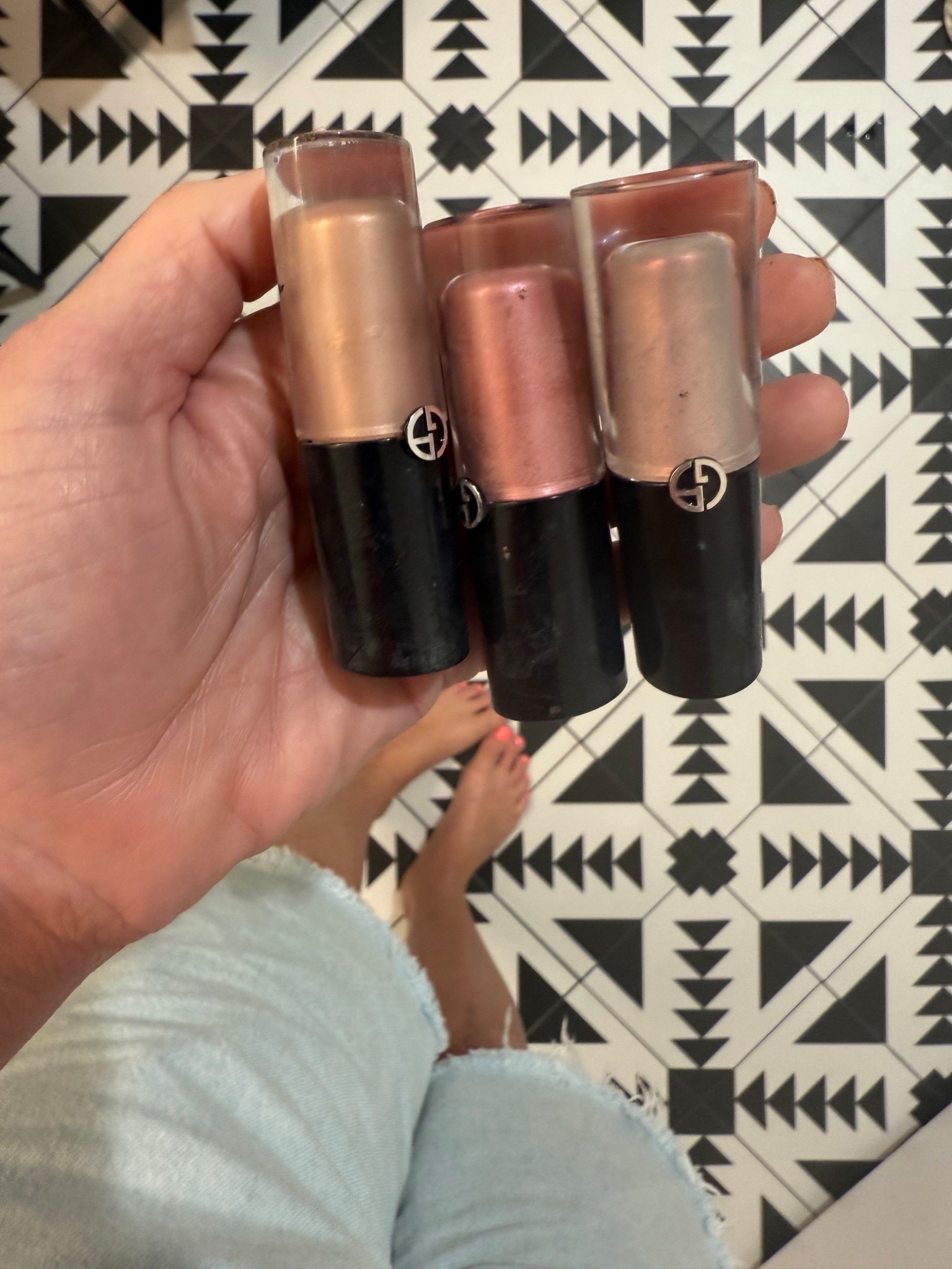 Armani eyeshadow 

Favorite eye tint longwear liquid eyeshadow. Colors I wear most: 27 Peony, 9S Sand, 11 S Bronze, 12S shell#LTKStyleTip 

Comment SHOP below to receive a DM with the link to this post on my LTK ⬇ https://liketk.it/5i5g9 #ltkbeauty #ltkover40

#LTKBeauty #LTKOver40