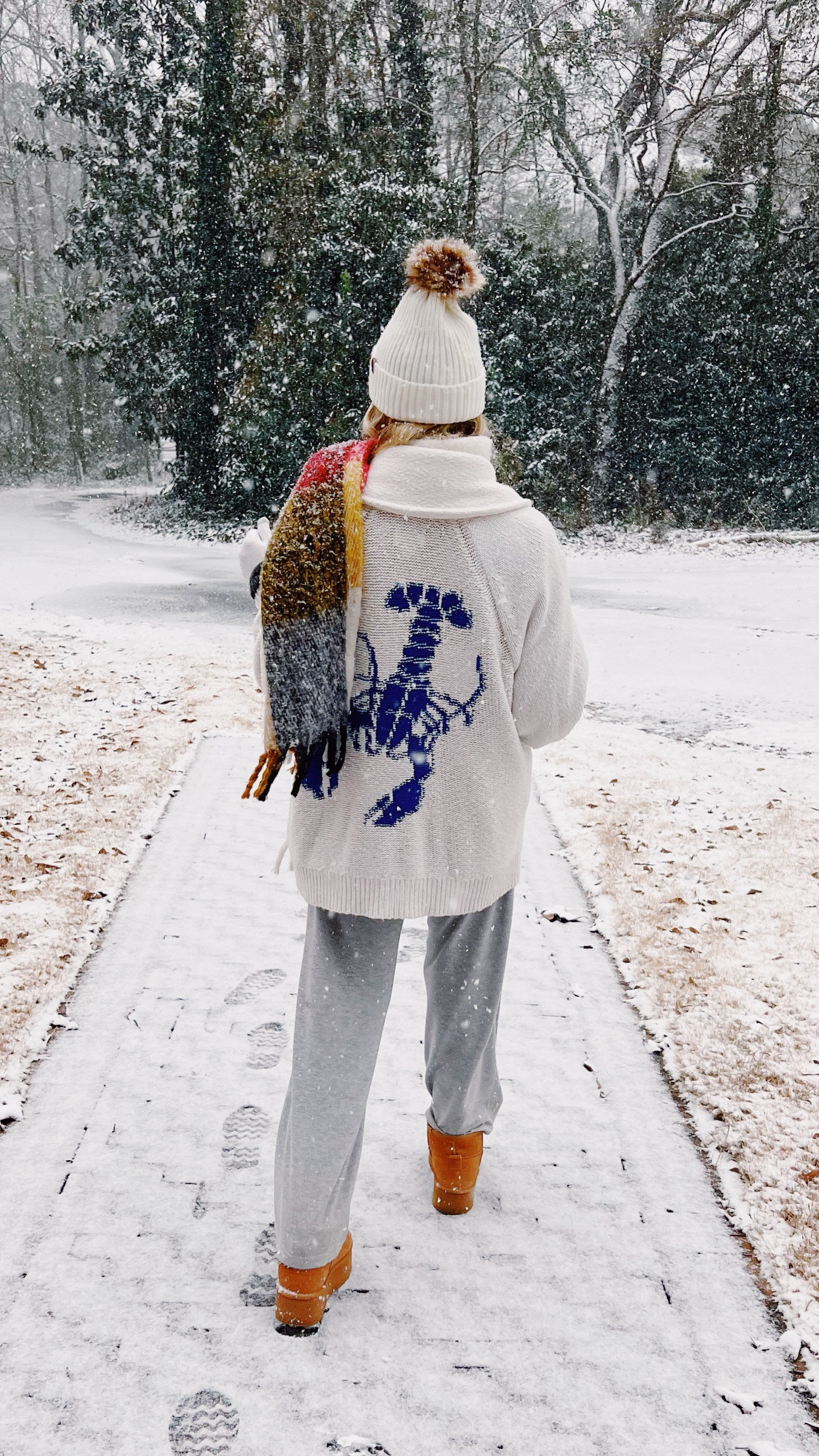 lobster sweater for every season! 🩵

#LTKStyleTip #LTKSeasonal