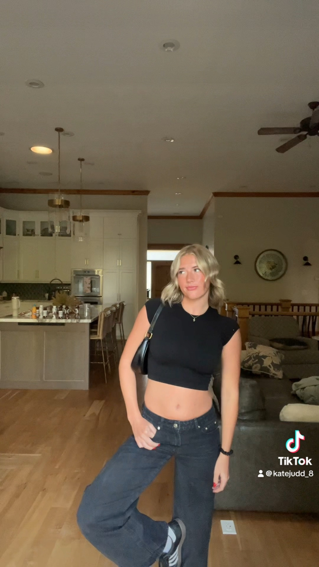 #LTKVideo #LTKItBag #LTKBacktoSchool