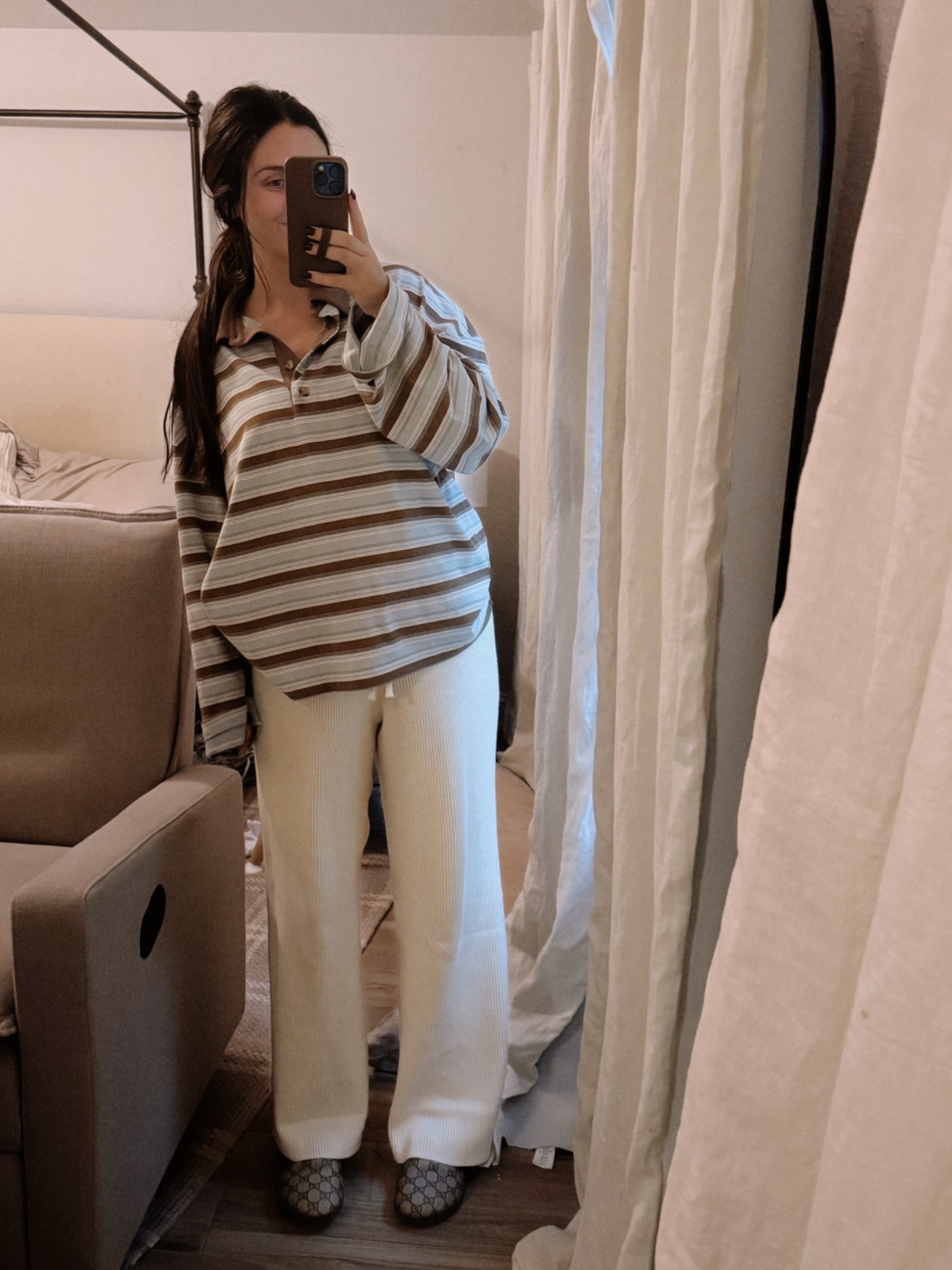 Comfy fall ootd 

#LTKmomlife