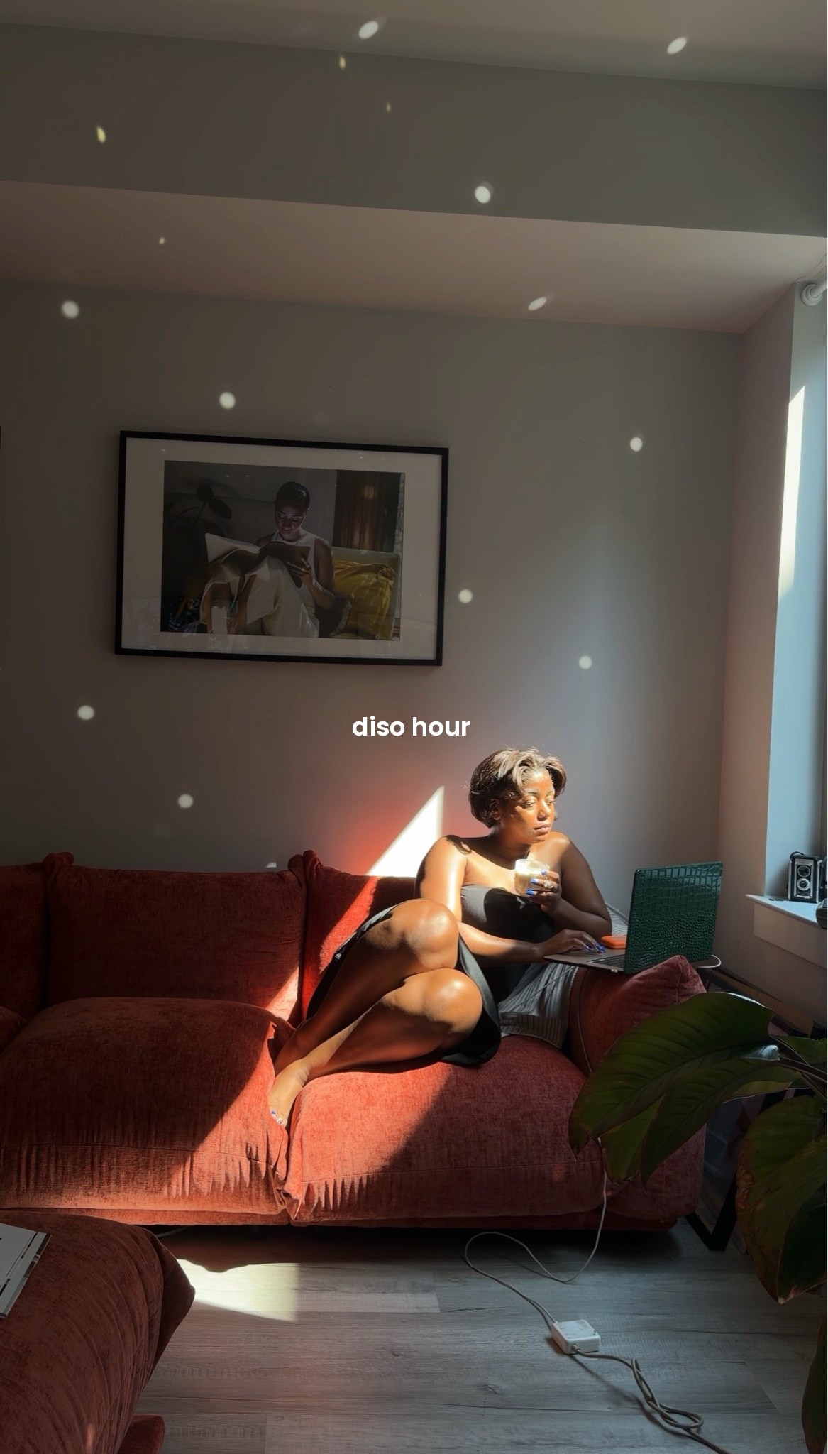 Disco hour at home 🪩✨

#LTKHome #LTKmorningroutine #LTKdayinmylife