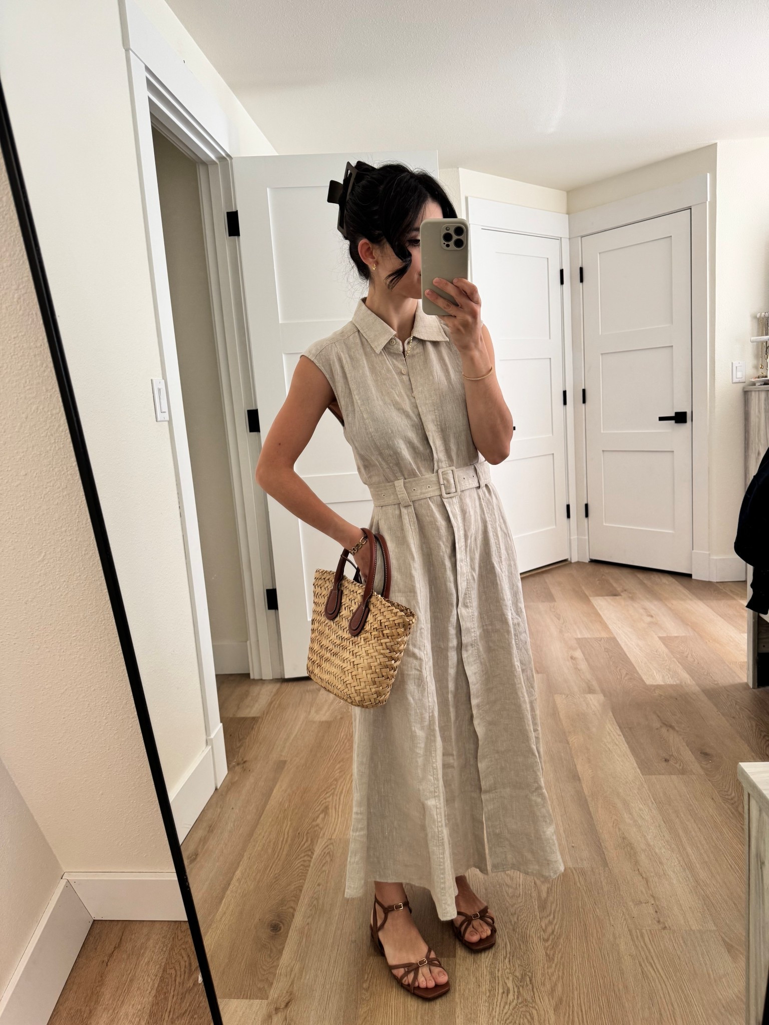 Wearing XXS! 
Discount Codes:

【10ELANA】Get $10 OFF — sitewide
【ELANA15】Buy 2 items to enjoy 15% OFF
【ELANA33】Buy 5 items to enjoy 33% OFF

【NOTE】
Check the Refund Policy for "Buy 2 Get 15% Off | Buy 5 Get 33% Off" Code promotion before returning or contacting customer service.
