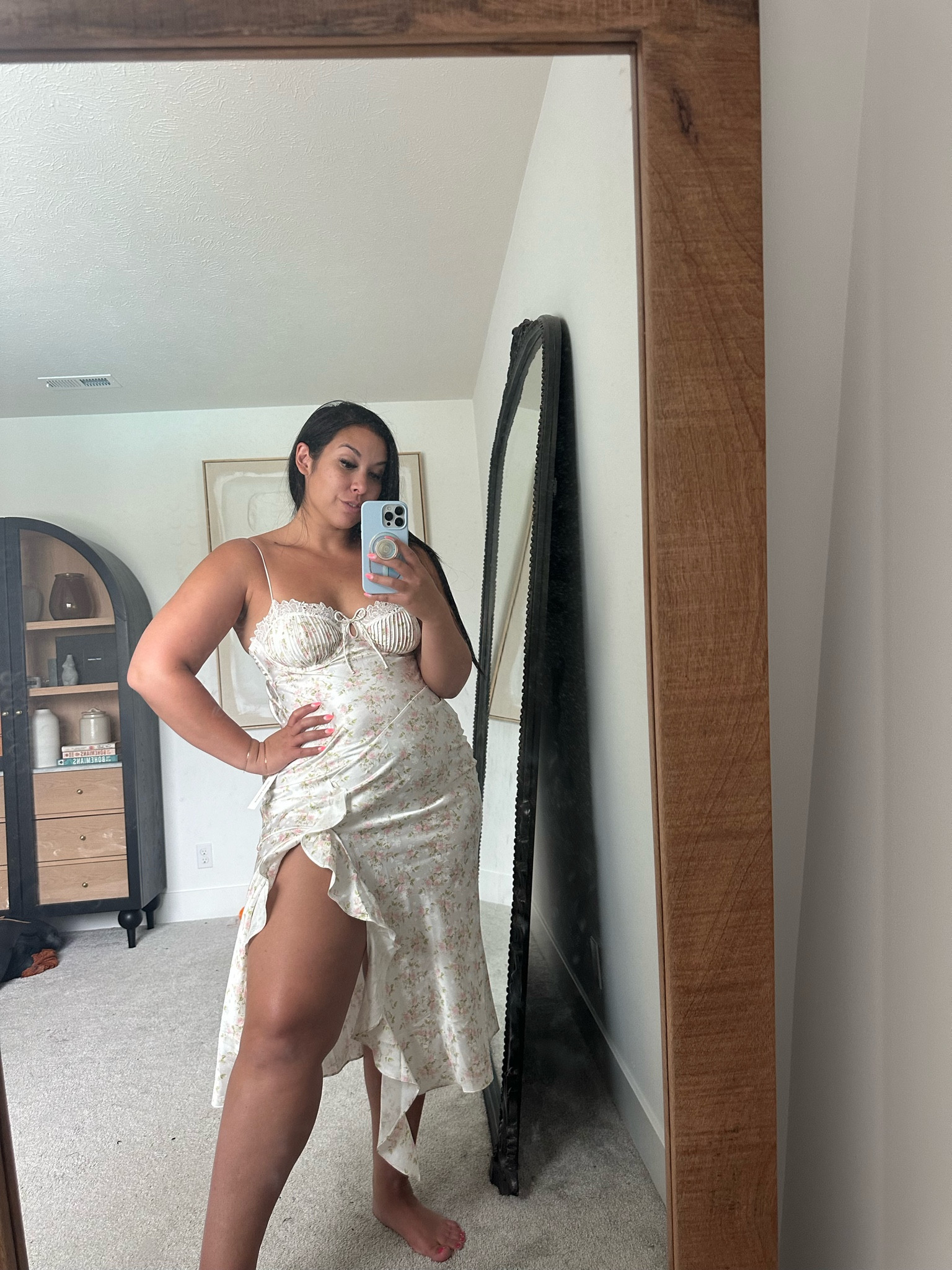 Size large
Nashville outfits 
Country concert 

#LTKStyleTip #LTKMidsize