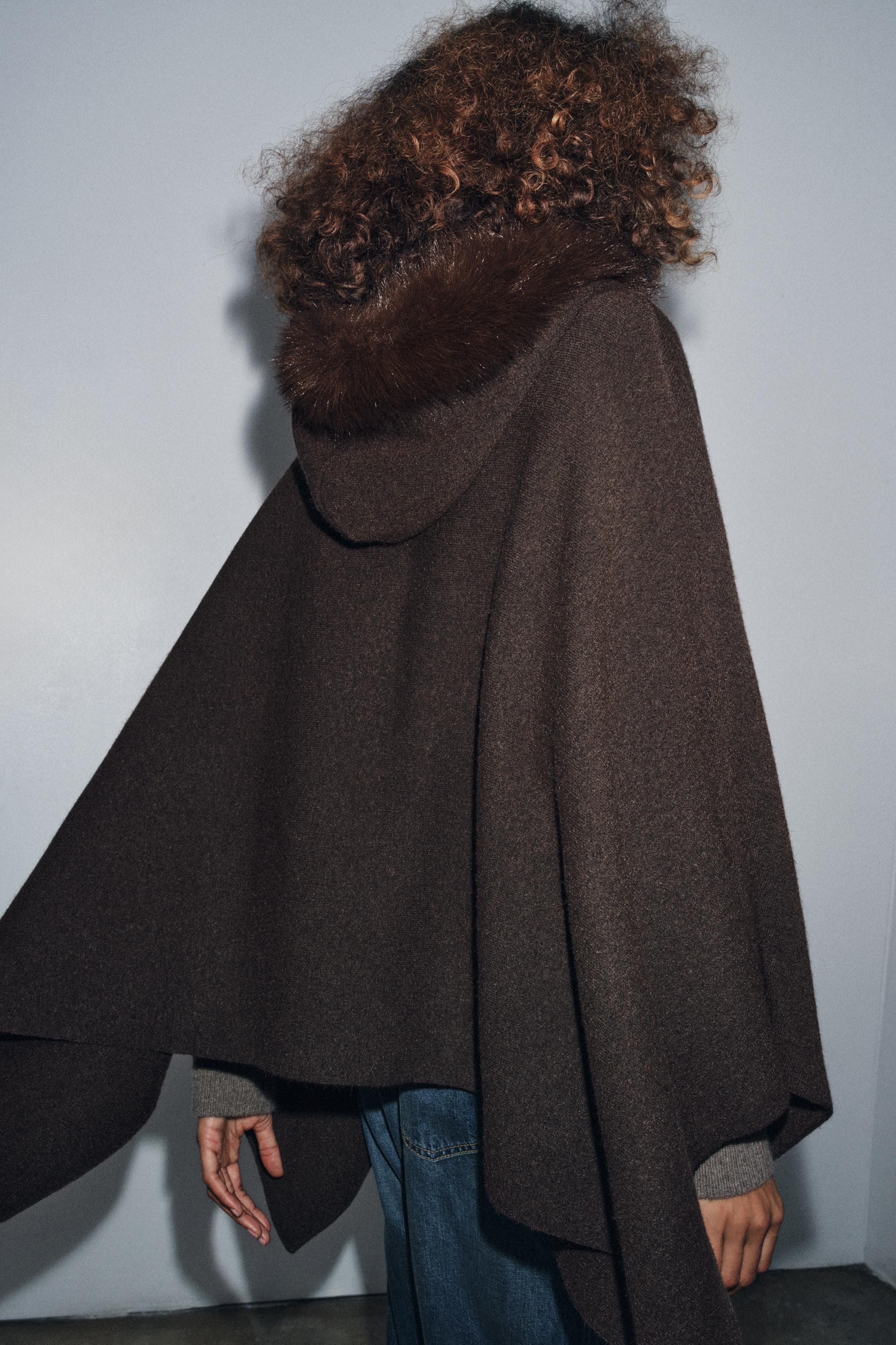 FAUX FUR KNIT CAPE | Zara US