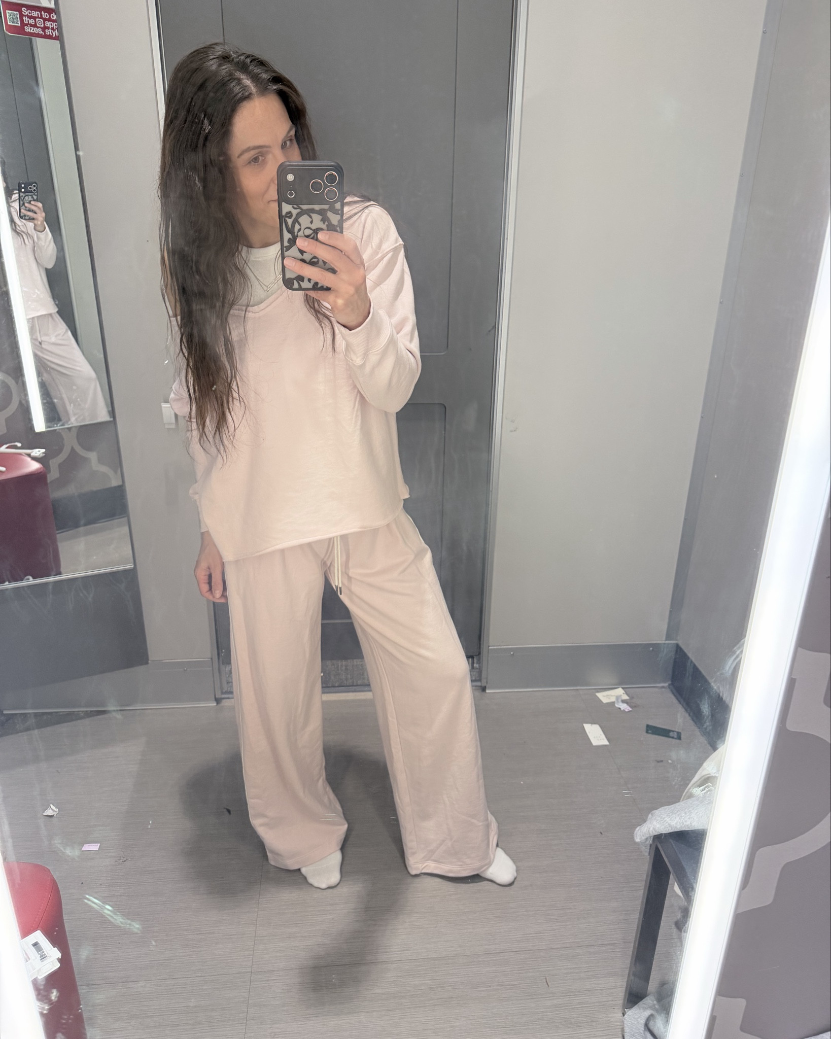 Outfit 1: wearing large (it fit but prob should order a medium)
Outfit 2: wearing large- HUGE- looks terrible because it's way too big. Material is 10/10- feels like luxury fabric
Outfit 3: wearing small- this was the best sweatsuit I have put on in awhile. Looks so neat and clean
Outfit 4: Pants size 4. Love them but slightly see through. Also come in other colors though!
Outfit 5: wearing medium- you can buy this bigger and wear is almost as a jacket or buy it's smaller to wear as a shirt. Really nice material.

#LTKootd #LTKgrwm #LTKdayinmylife