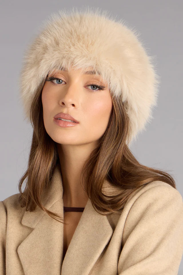 Cozy Glam Faux Fur Round Bucket Hat | Windsor Stores