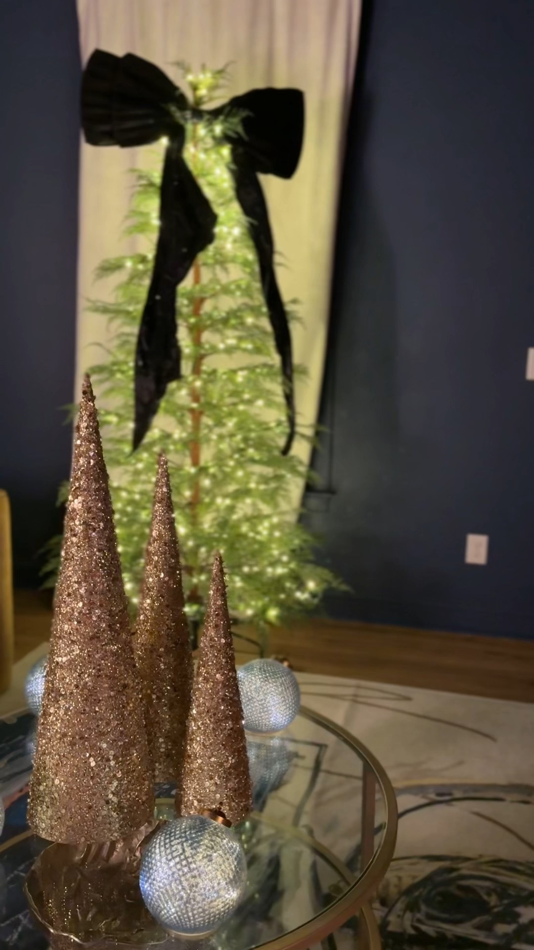 Sitting area Christmas decor!