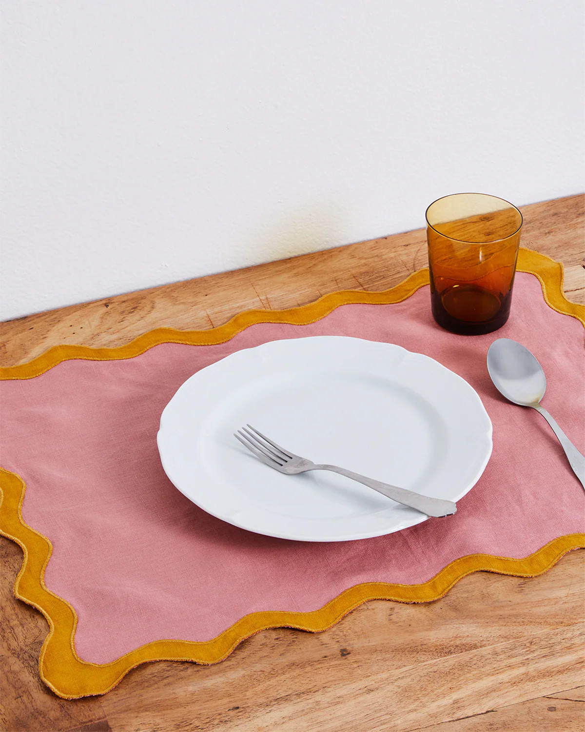 Pink Clay & Turmeric 100% French Flax Linen Scalloped Placemats (Set of Four) | Bedthreads AU