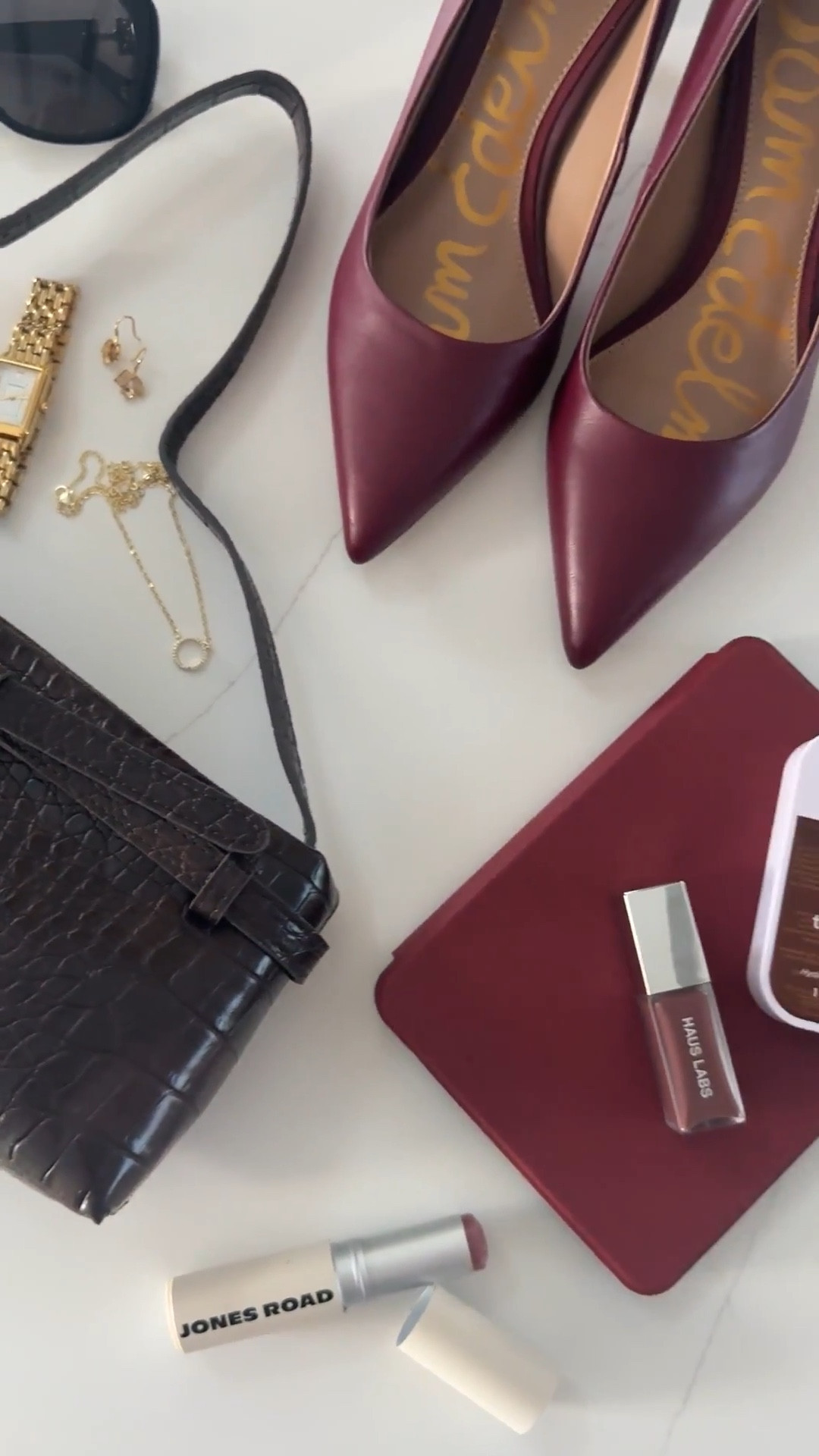 Loving burgundy this fall and these shoes have been on repeat! 

#LTKShoeCrush #LTKSeasonal #LTKWorkwear