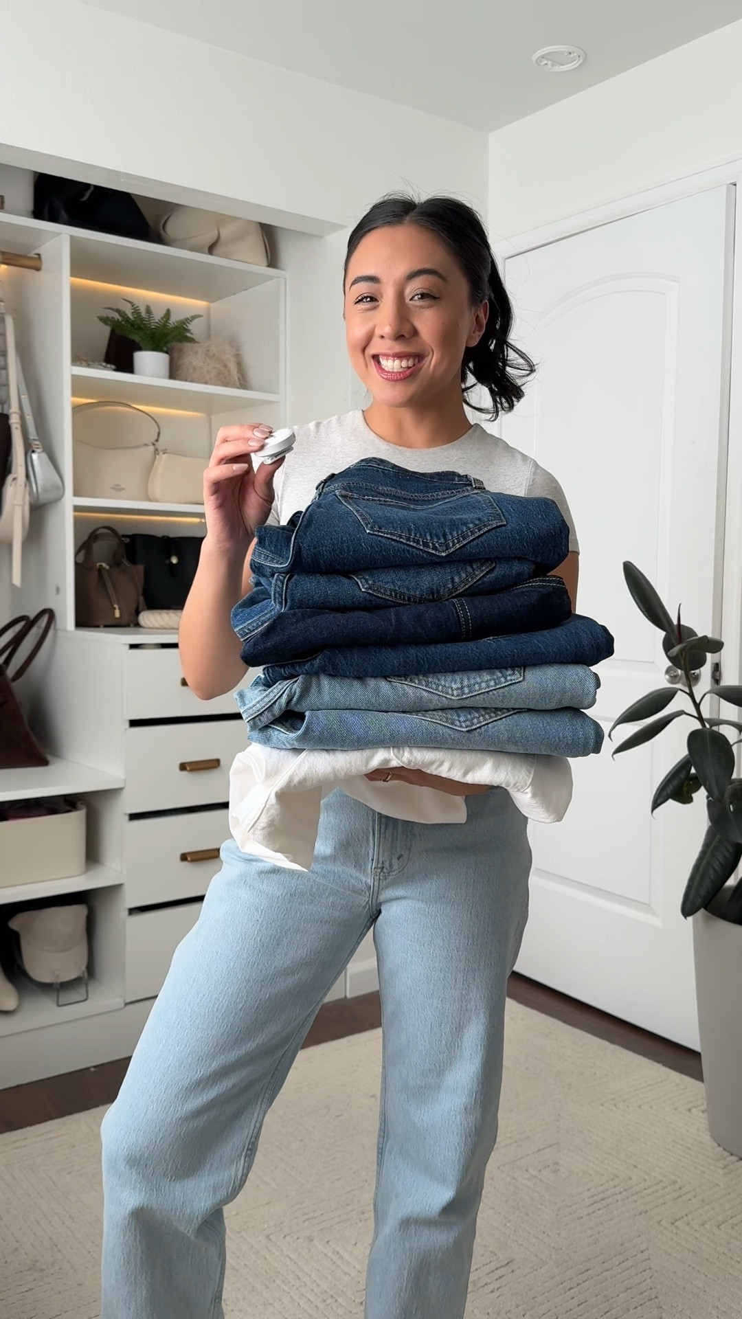 Abercrombie denim is on sale this weekend! Get 30% off all jeans 👖✨

#LTKFindsUnder100 #LTKSaleAlert #LTKPetite